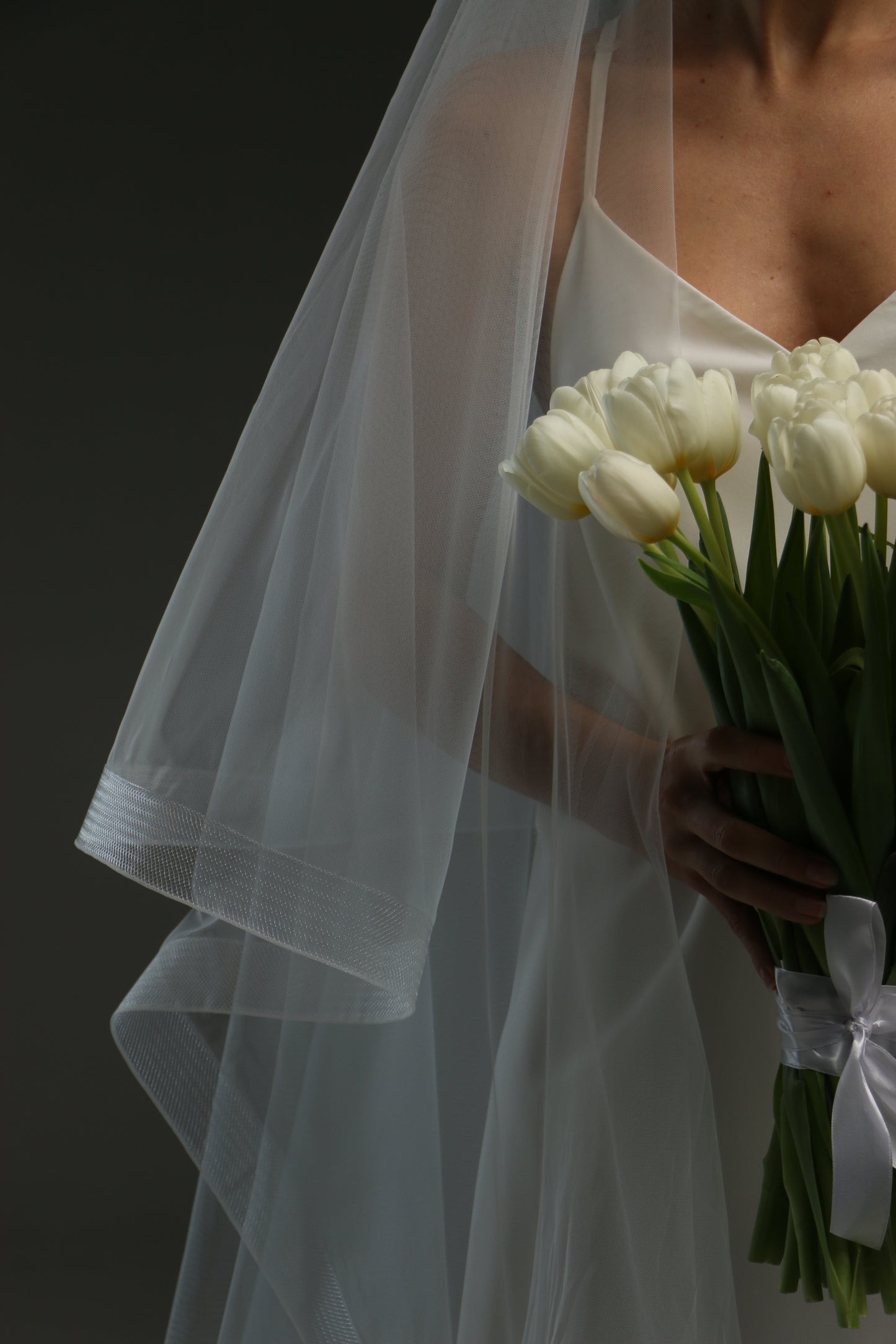 Veil with horsehair trim, Crinoline edge veil with blusher,Horsetail veil to your fingertips