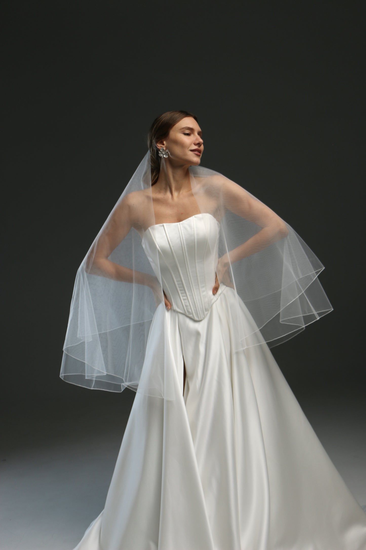 2-Layer Cathedral Wedding Veil – Classic Ivory Bridal Veil with Pencil Edge, Minimalist & Modern Design