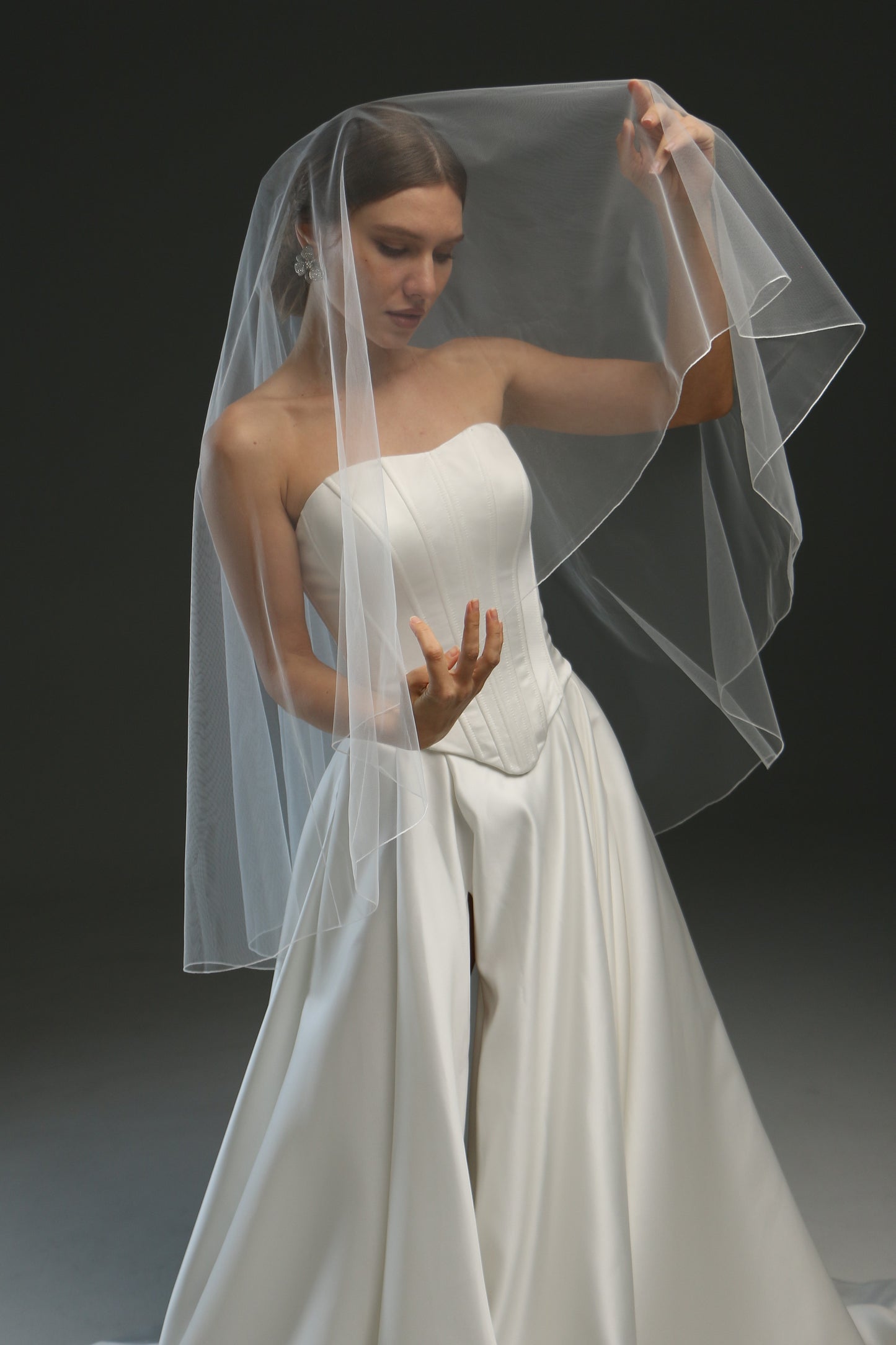 2-Layer Cathedral Wedding Veil – Classic Ivory Bridal Veil with Pencil Edge, Minimalist & Modern Design