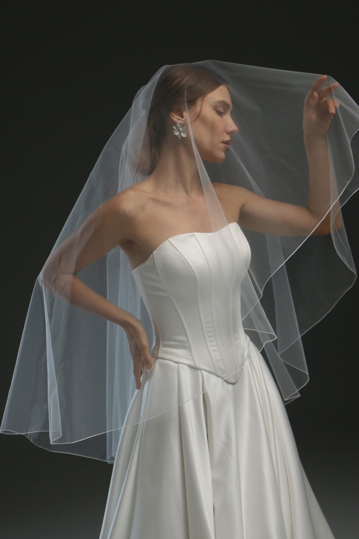 2-Layer Cathedral Wedding Veil – Classic Ivory Bridal Veil with Pencil Edge, Minimalist & Modern Design