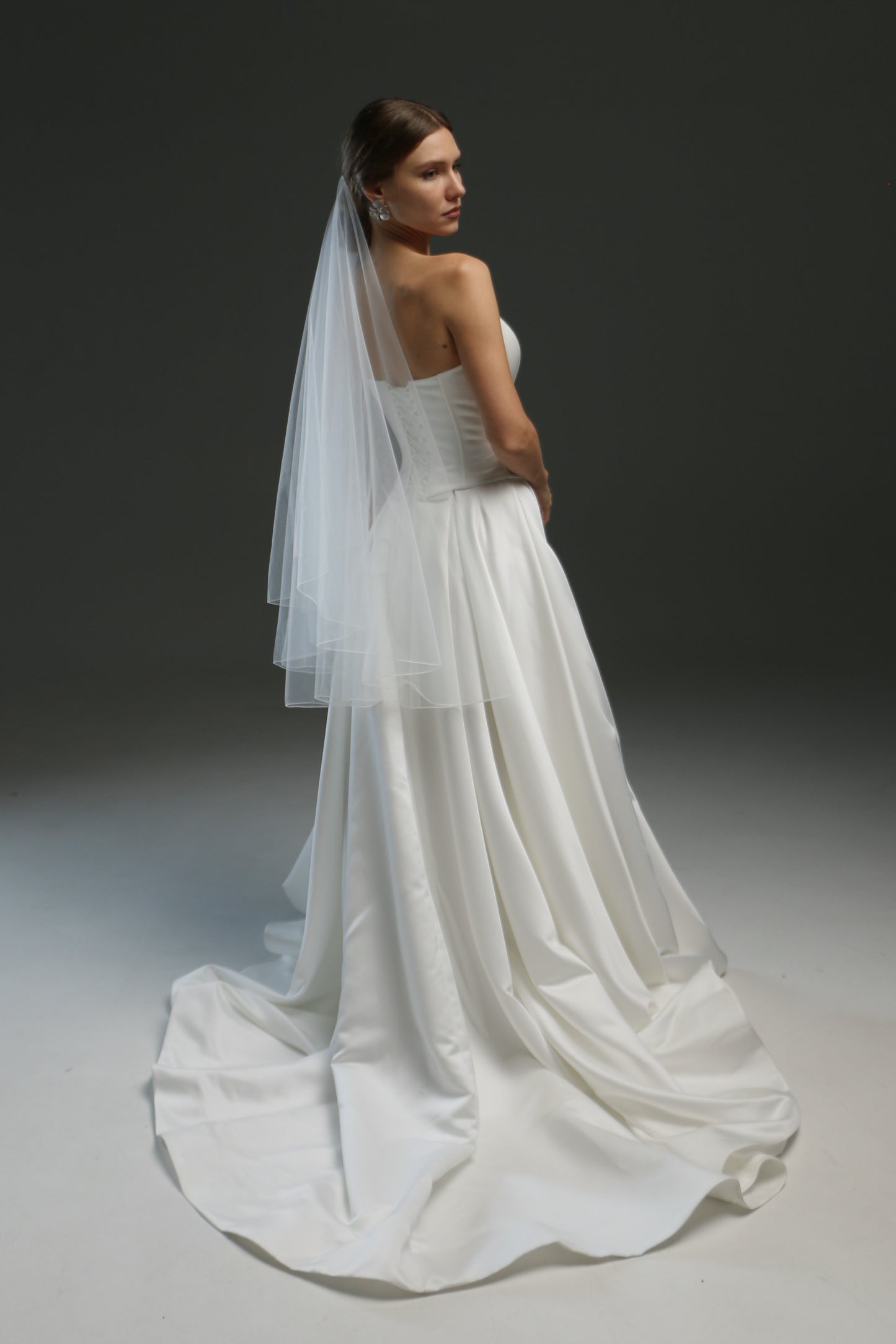 2-Layer Cathedral Wedding Veil – Classic Ivory Bridal Veil with Pencil Edge, Minimalist & Modern Design