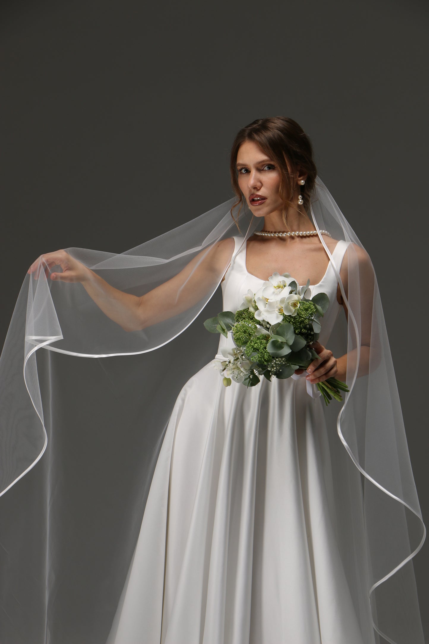 Cascading One Tier Satin Ribbon Wedding Veil, Simple Elegant Bridal Veil with Satin Edge, Knee Length or Short Veil for Bride