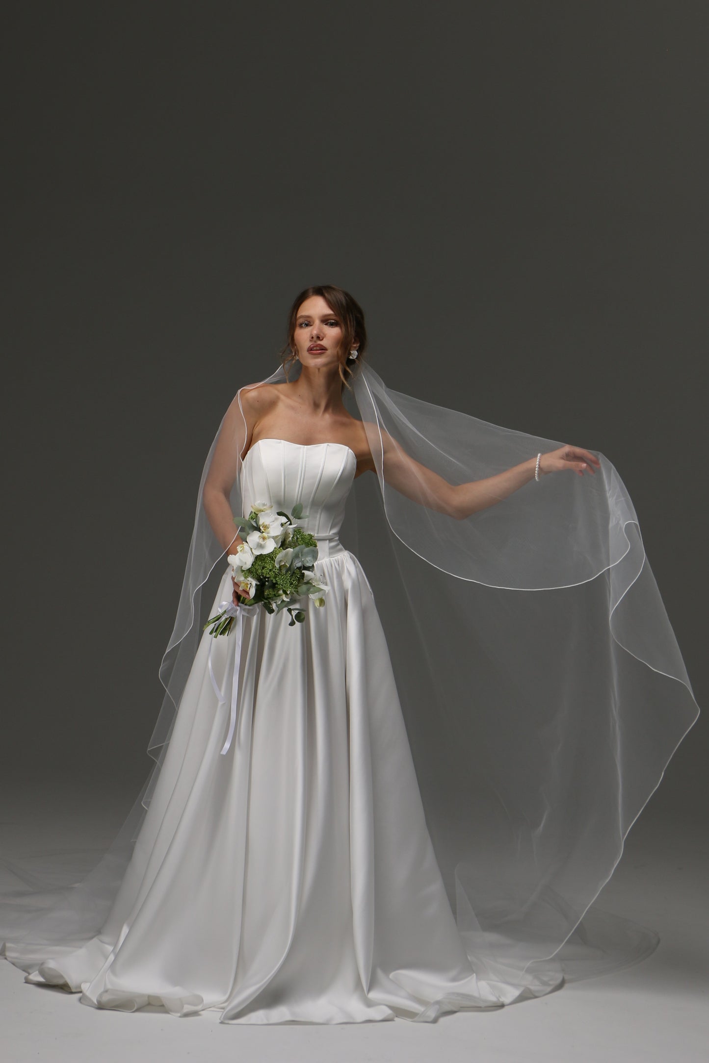 One Tier Cascade Pencil Edge Wedding Veil – Soft Minimal Sheer Bridal Veil, simple veil