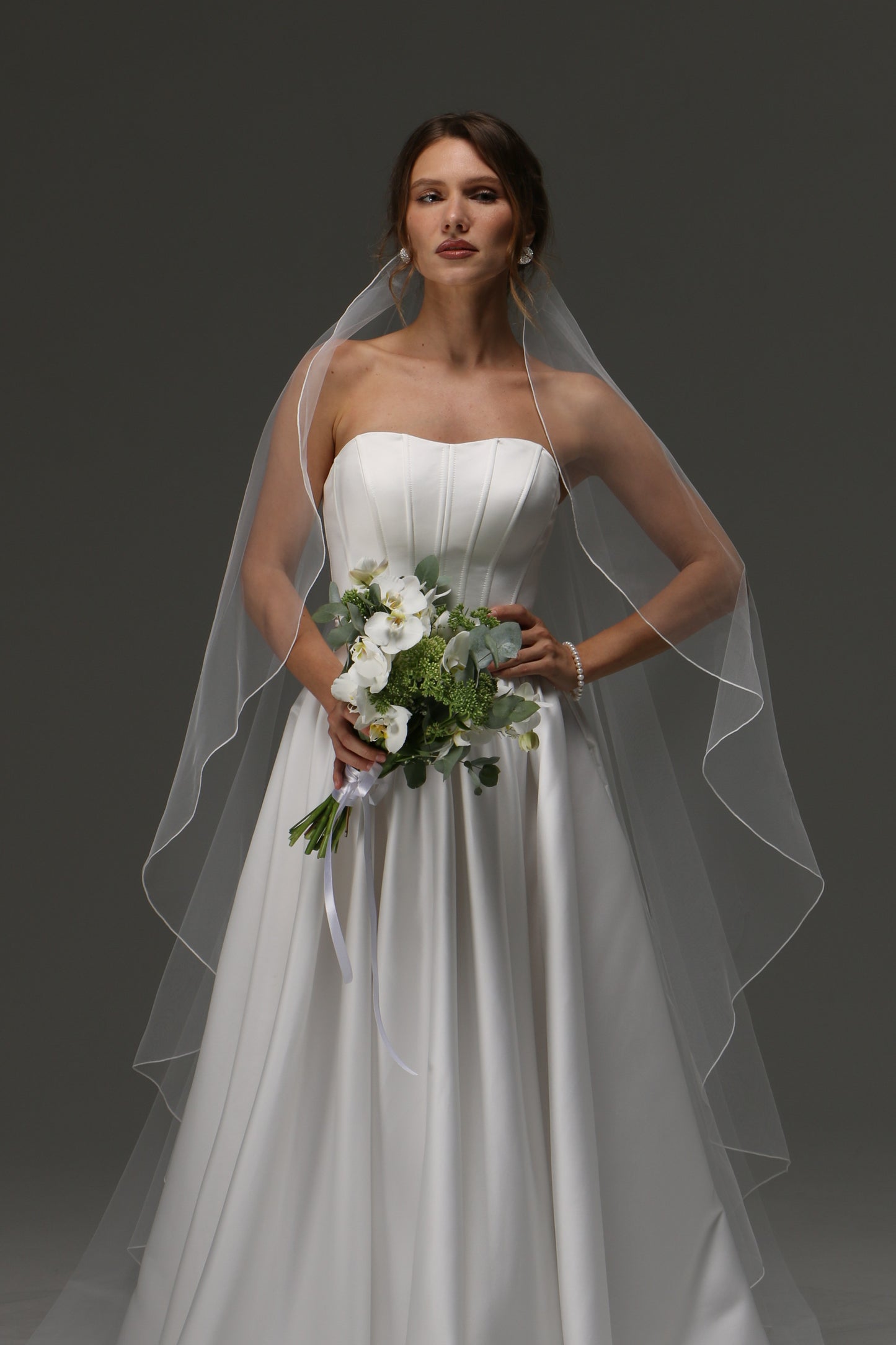 One Tier Cascade Pencil Edge Wedding Veil – Soft Minimal Sheer Bridal Veil, simple veil