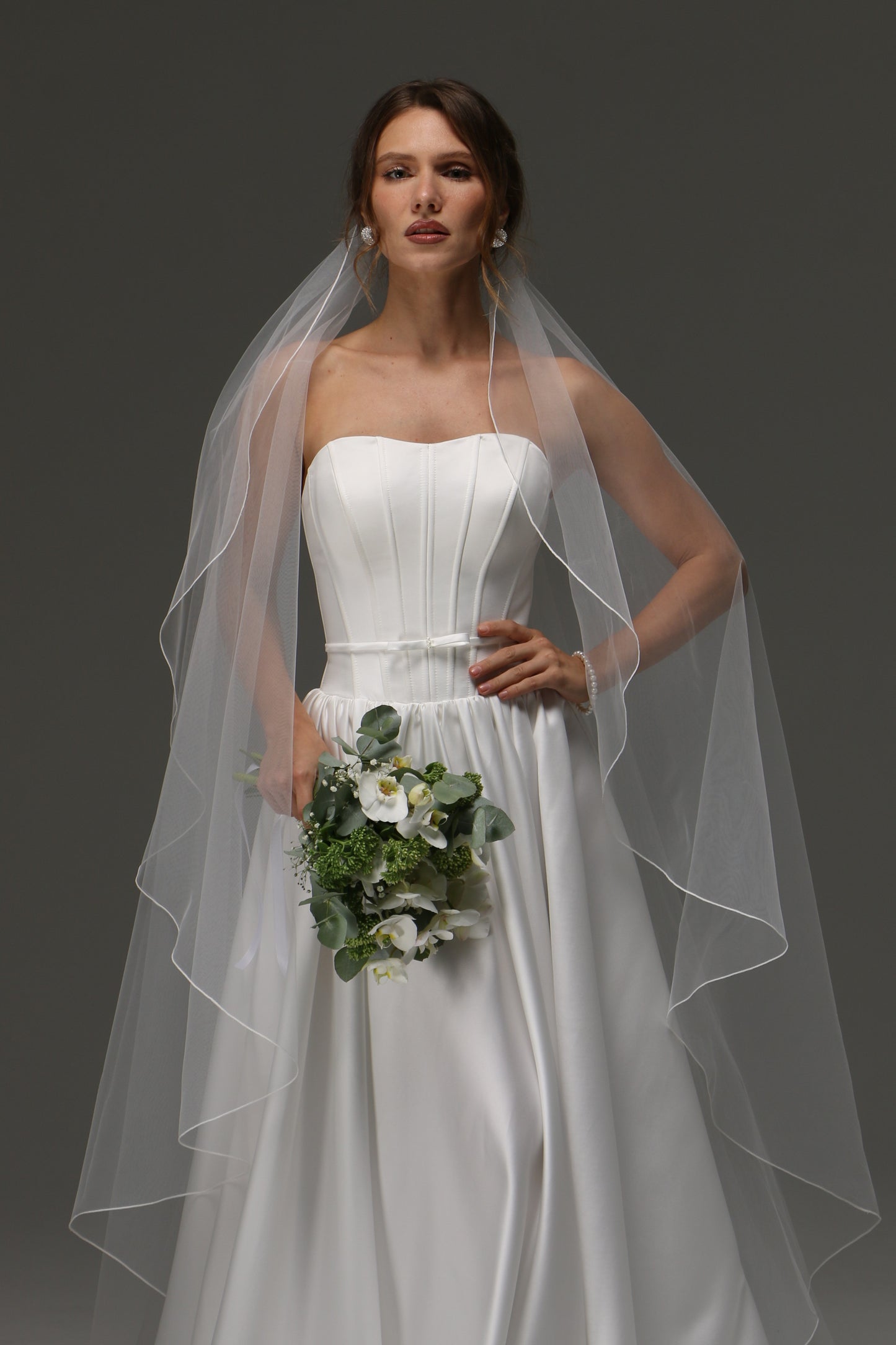 One Tier Cascade Pencil Edge Wedding Veil – Soft Minimal Sheer Bridal Veil, simple veil