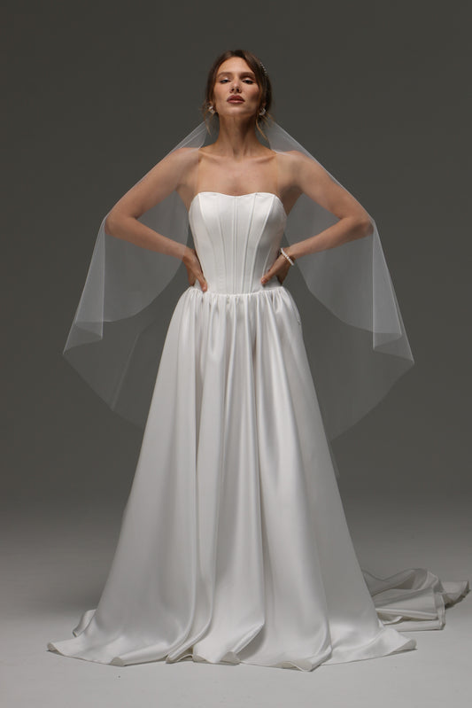 One Tier Cascade Veil with Raw Edge | Soft Ivory Cathedral Wedding Veil | Classic Soft Bridal Veil - M1036