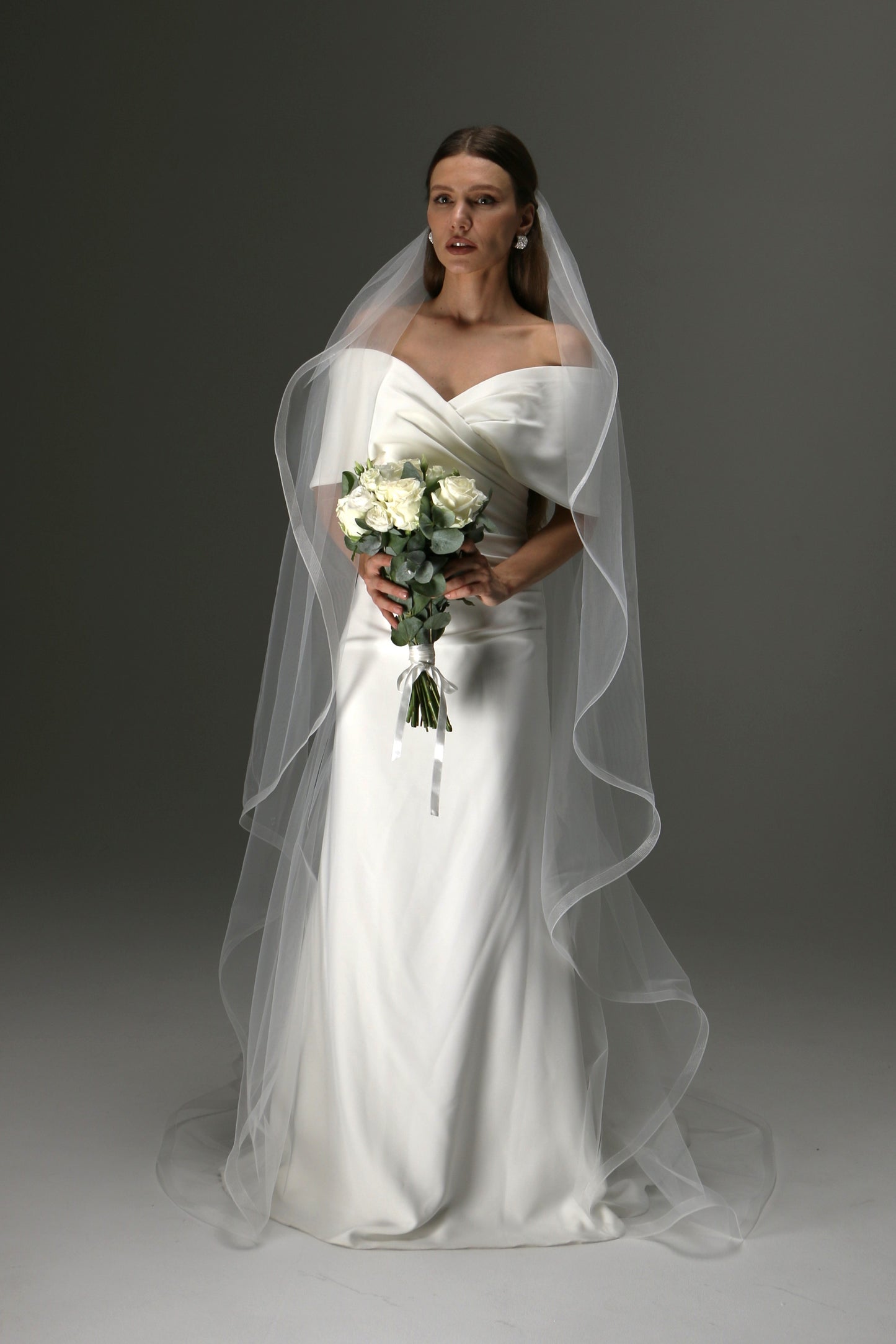One Layer Cascade Wedding Veil with Horsehair Trim, Cathedral Length - M1007