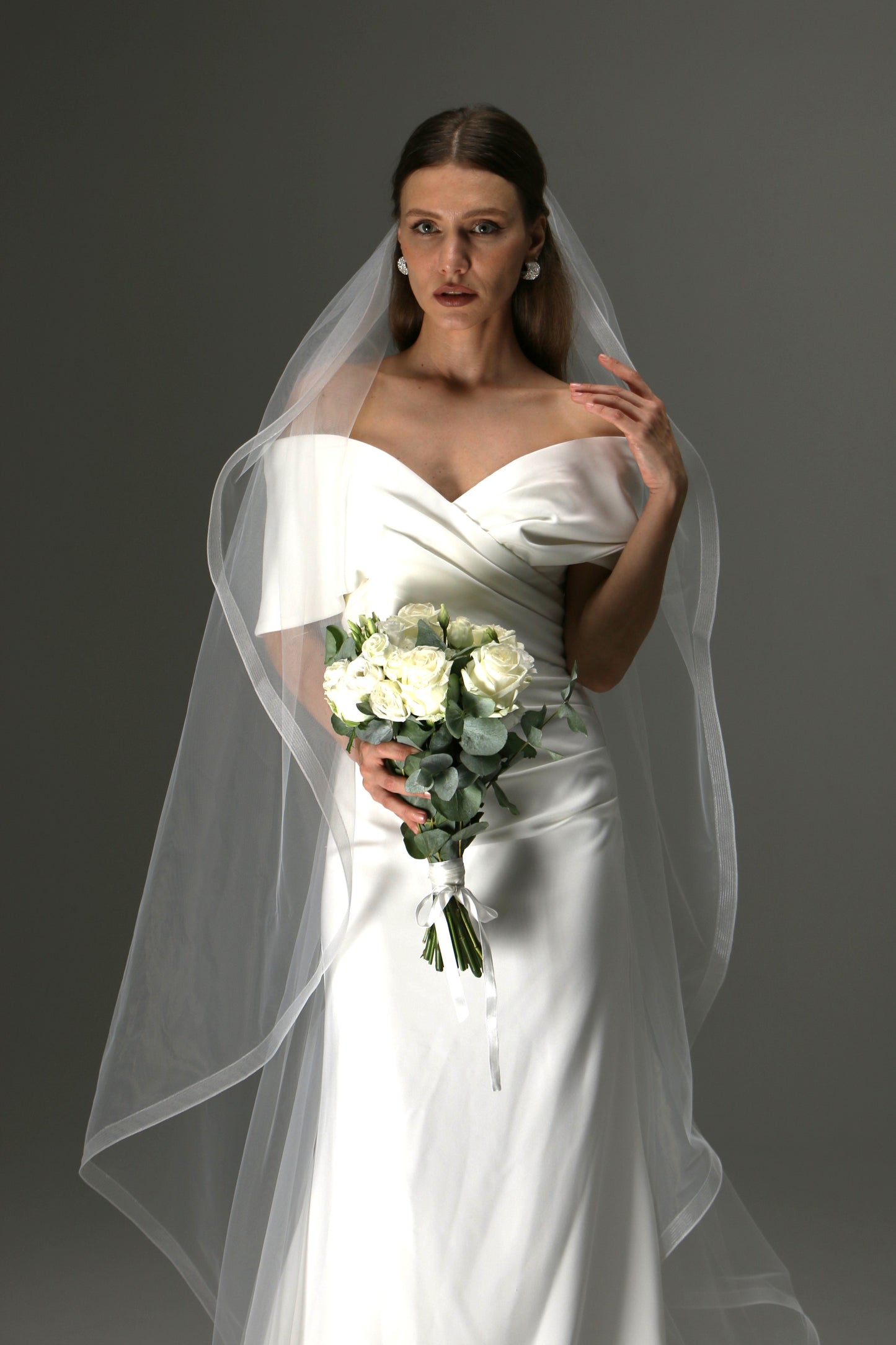 One Layer Cascade Wedding Veil with Horsehair Trim, Cathedral Length - M1007