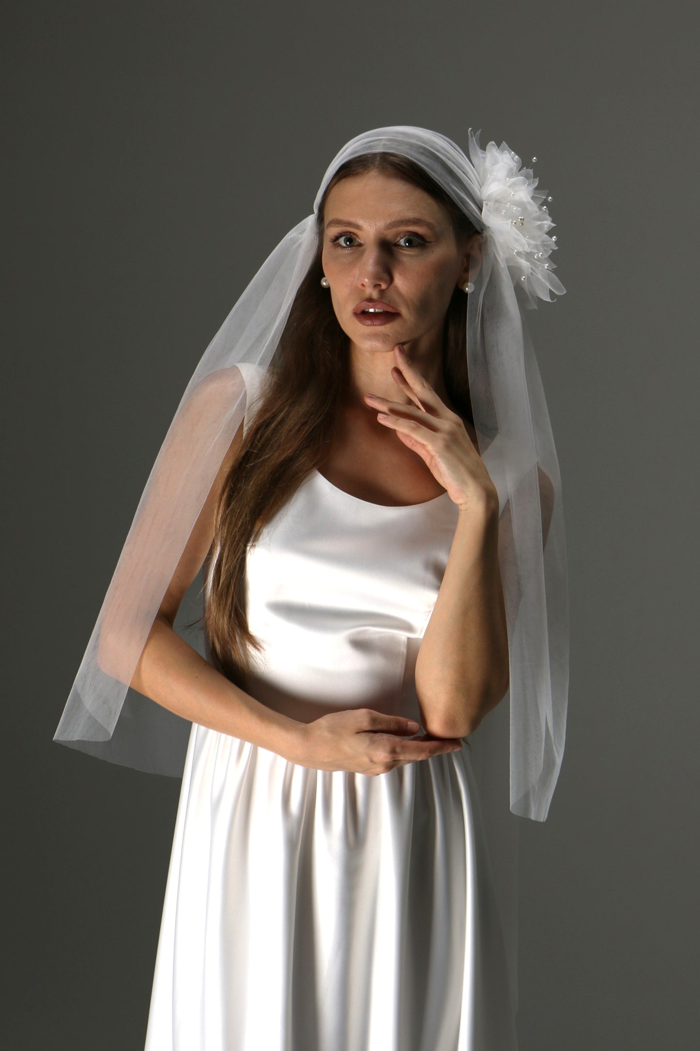 Romantic Juliet Cap Veil with Flower – One Layer Boho Soft Tulle Wedding Veil - M1005