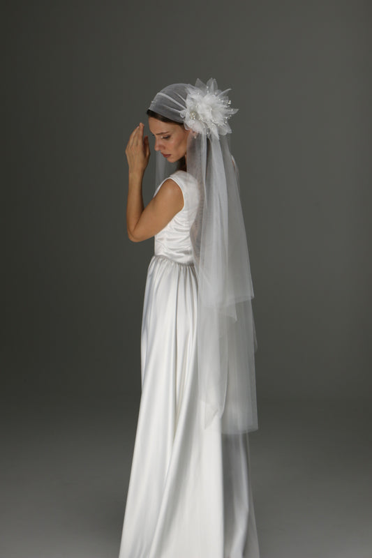 Romantic Juliet Cap Veil with Flower – One Layer Boho Soft Tulle Wedding Veil - M1005