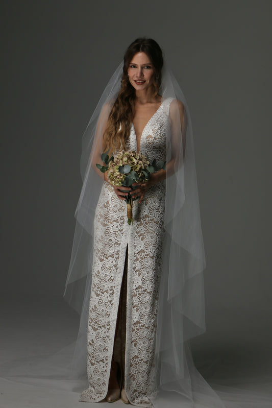 Minimalist Cascade Veil – Single Layer Cut Edge Bridal Veil - M1072