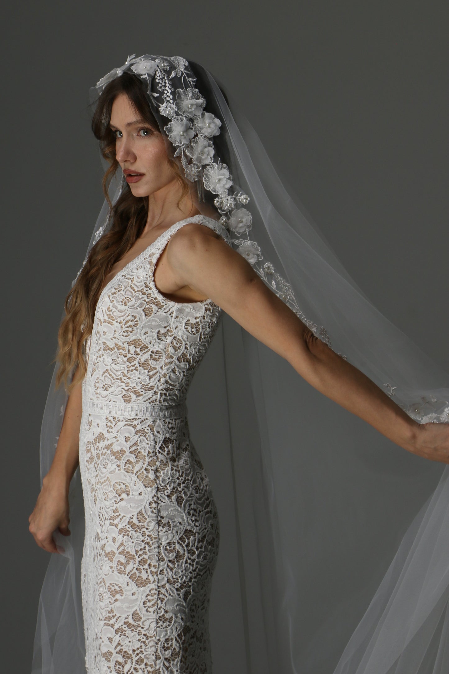 Modern Lace Appliqué Mantilla Veil – One Layer Boho Bridal Veil - M1073