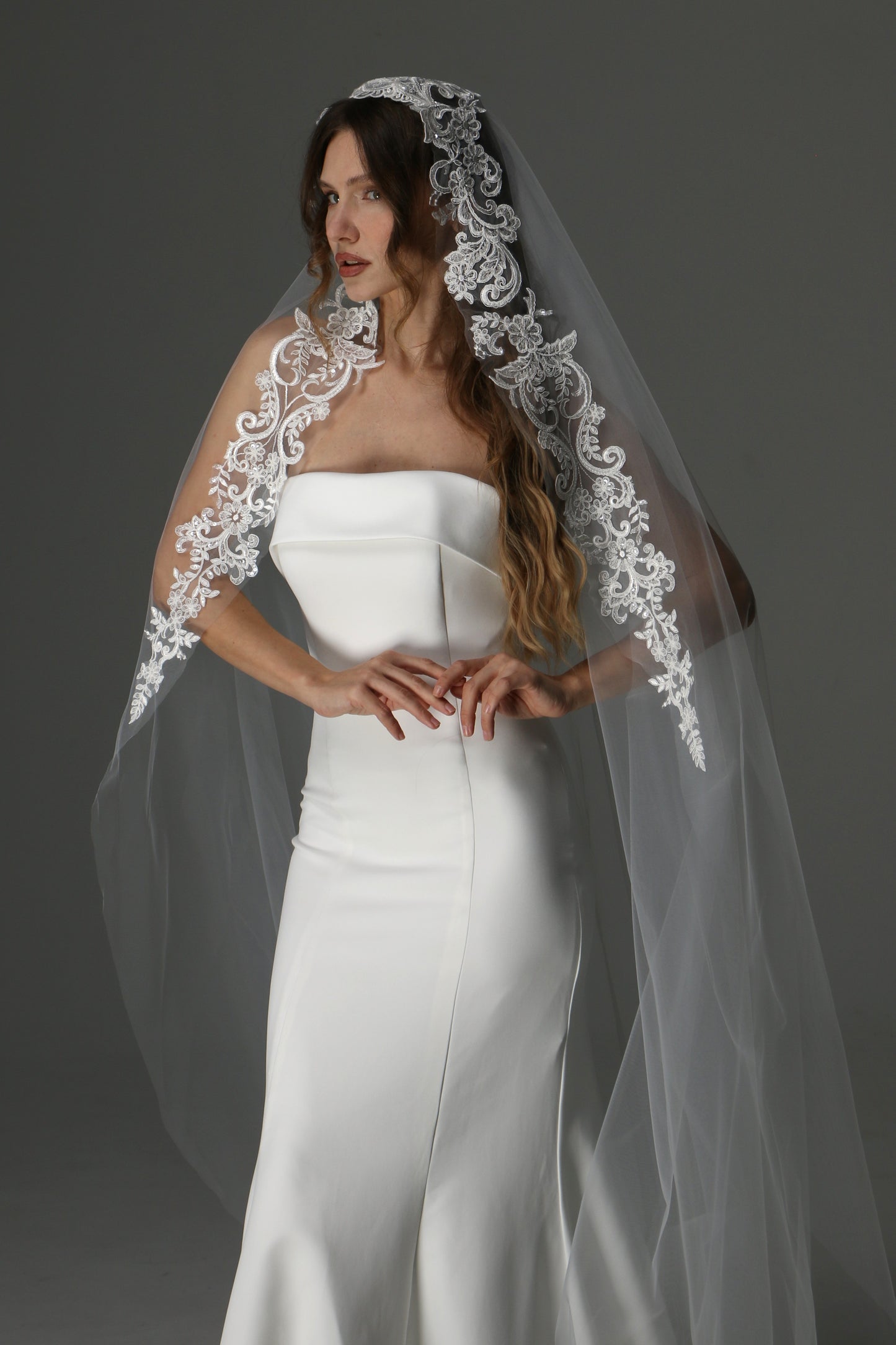 Modern Lace Appliqué Mantilla Veil – One Layer Boho Bridal Veil - M1083