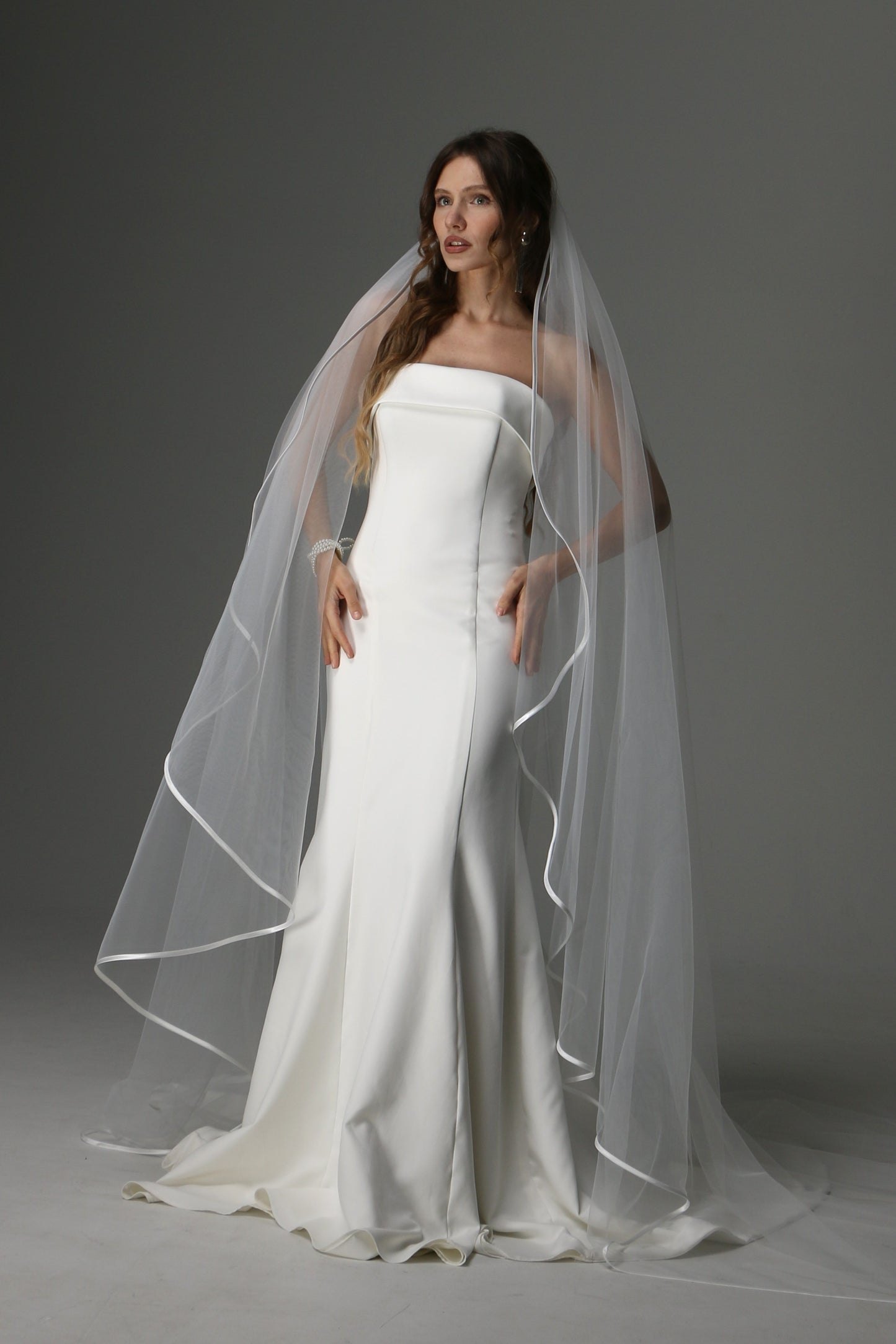 Minimalist Cascade Veil – Single Layer Cut Edge Bridal Veil - M1076