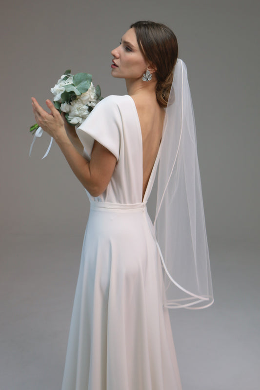 Single layer veil with satin edge, Satin veil with comb , Simple veil with satin edge - M1027