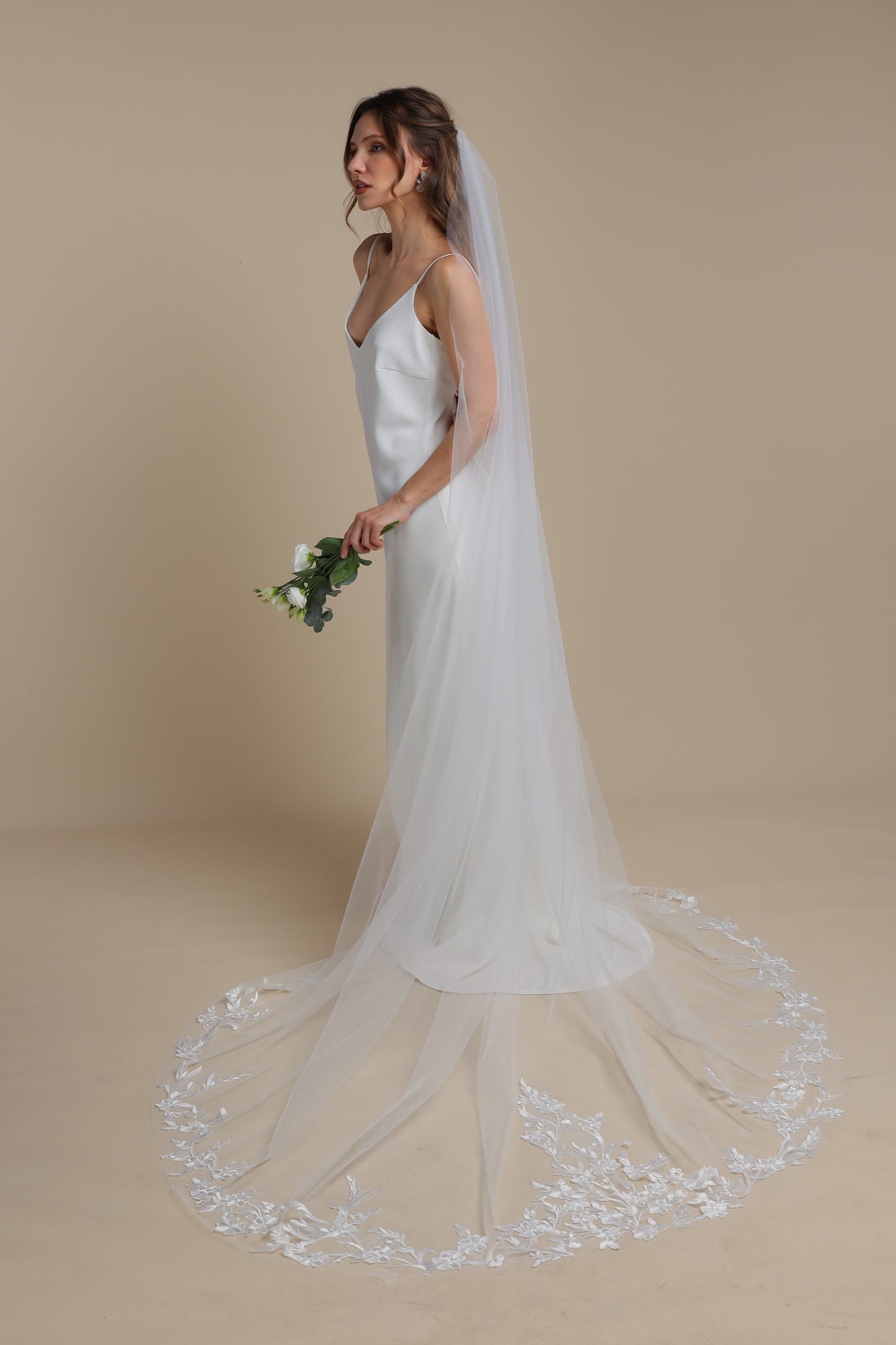 Long One Tier Bridal Veil with Floral Appliques on Train | Cathedral Length Wedding Veil | Elegant Lace Veil,M1099