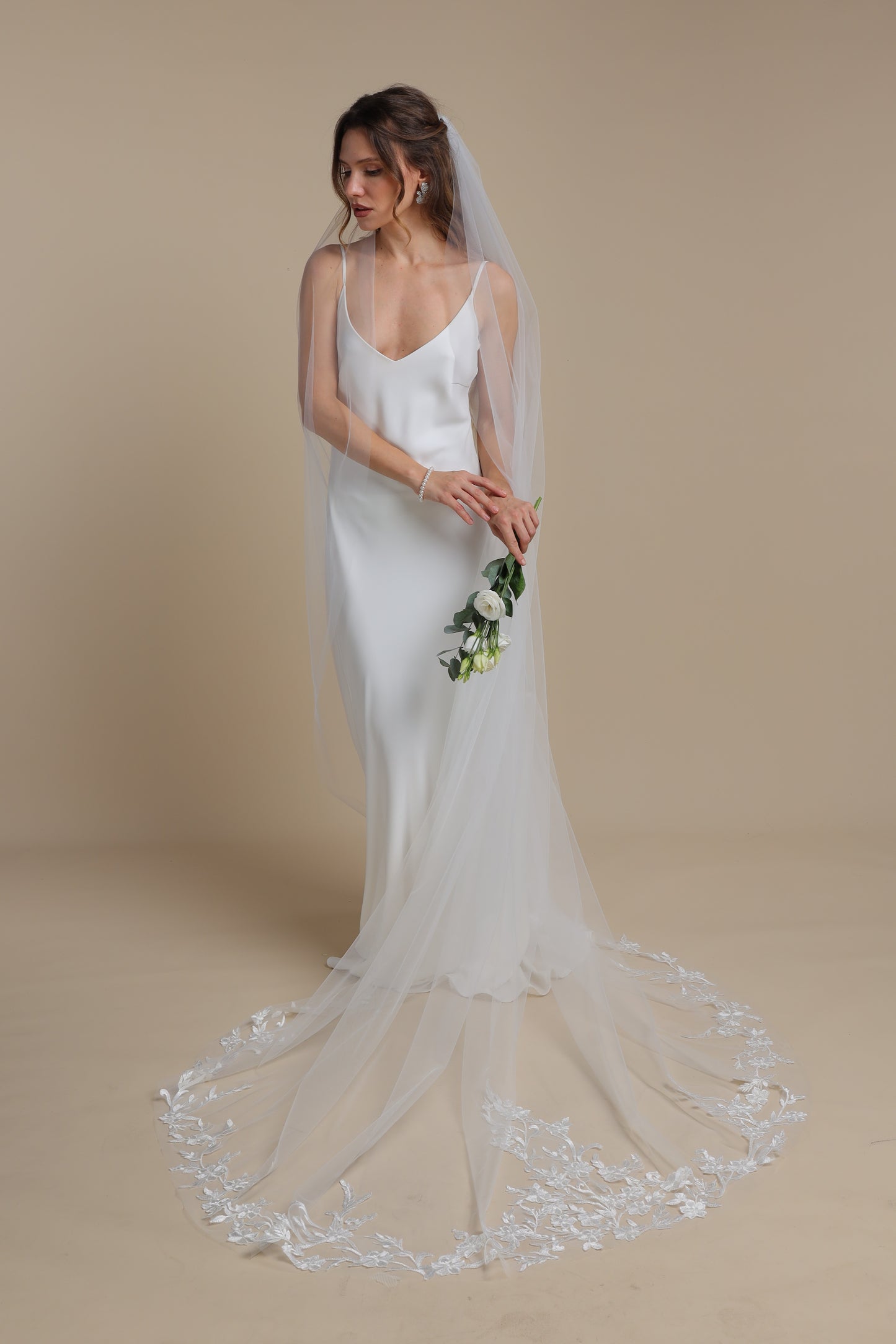 Long One Tier Bridal Veil with Floral Appliques on Train | Cathedral Length Wedding Veil | Elegant Lace Veil,M1099