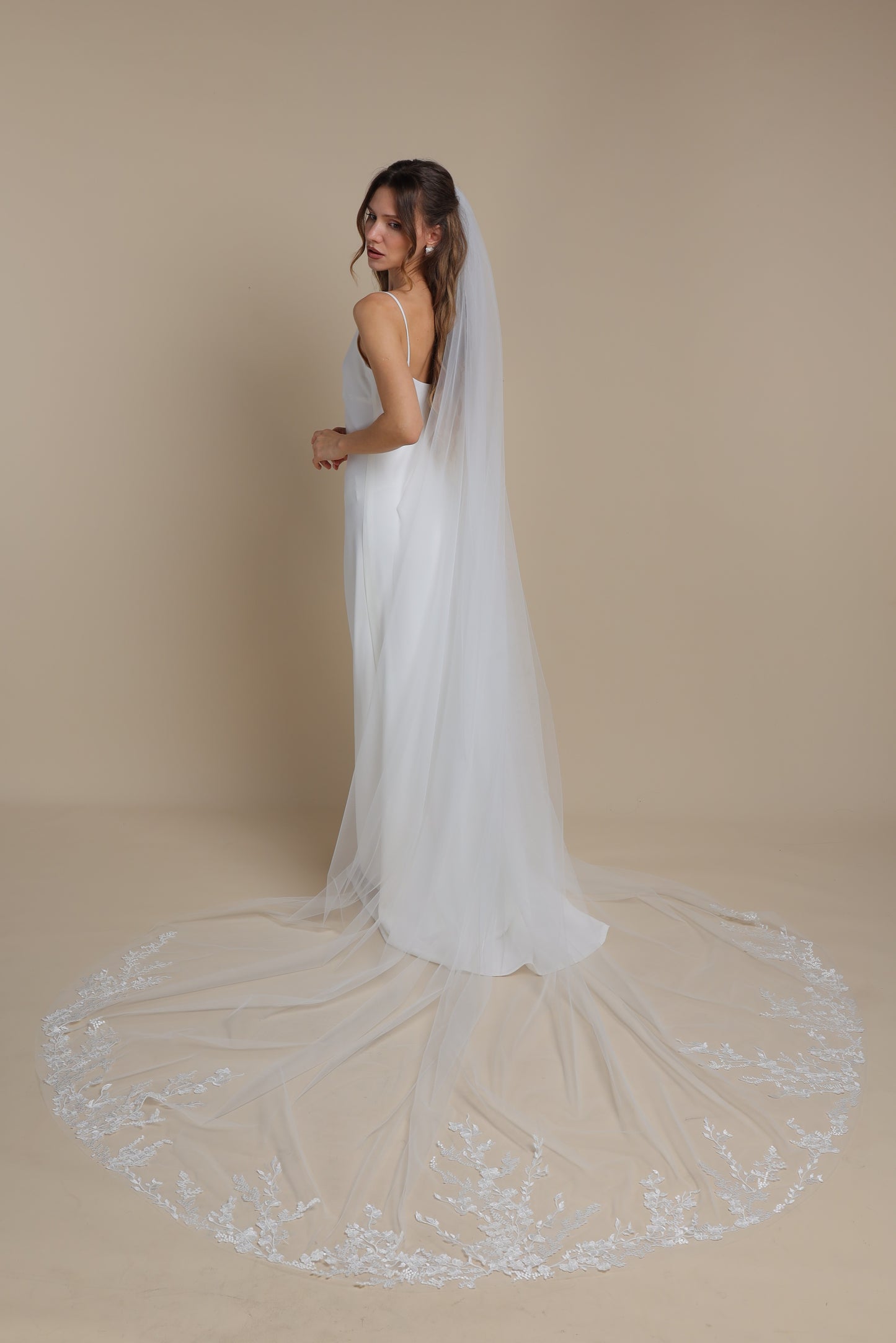 Long One Tier Bridal Veil with Floral Appliques on Train | Cathedral Wedding Veil | Elegant Lace Veil,M1102