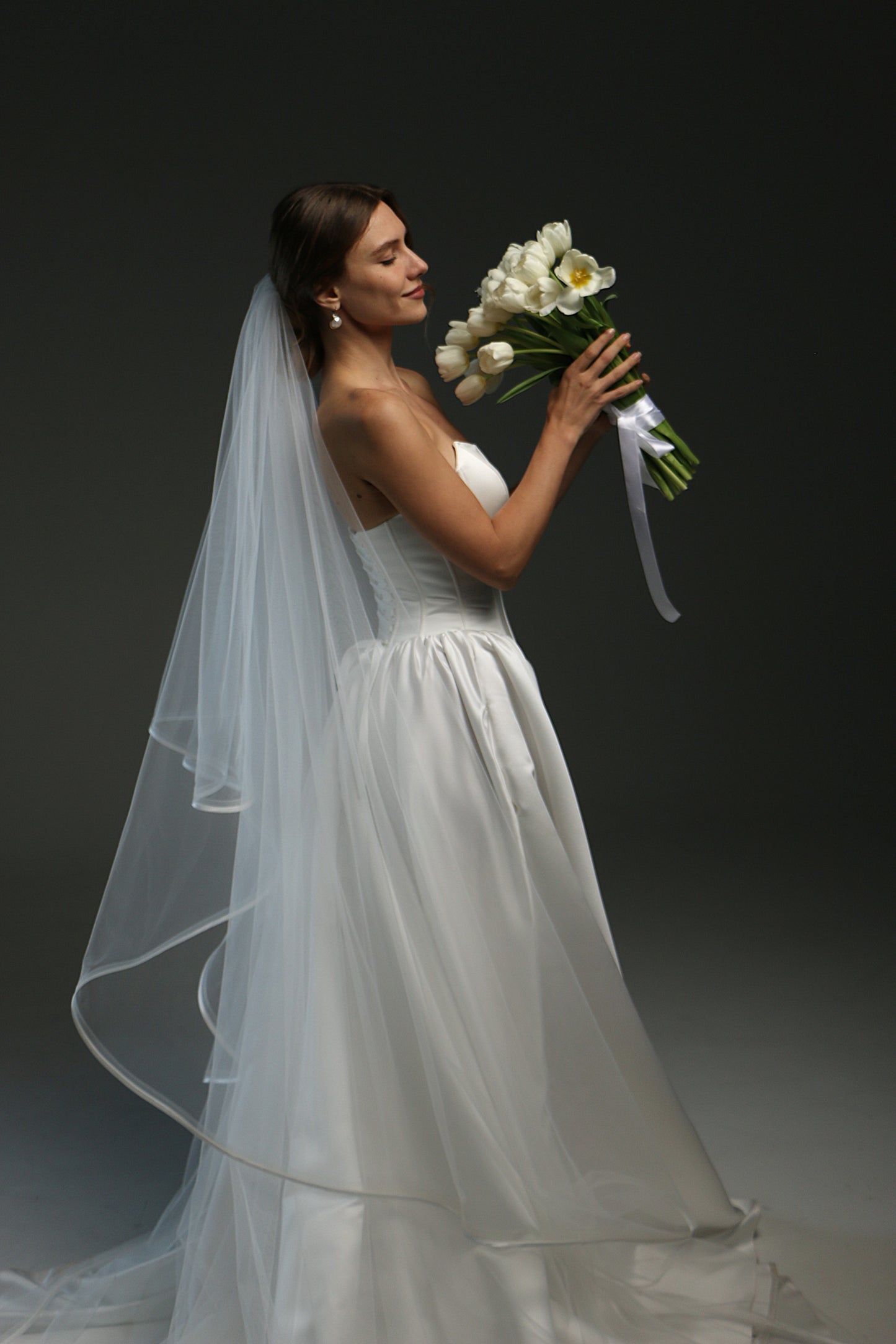 Ivory Satin Edge Veil – Double Layer Soft English Tulle Fingertip Drop Veil with Horsehair Trim