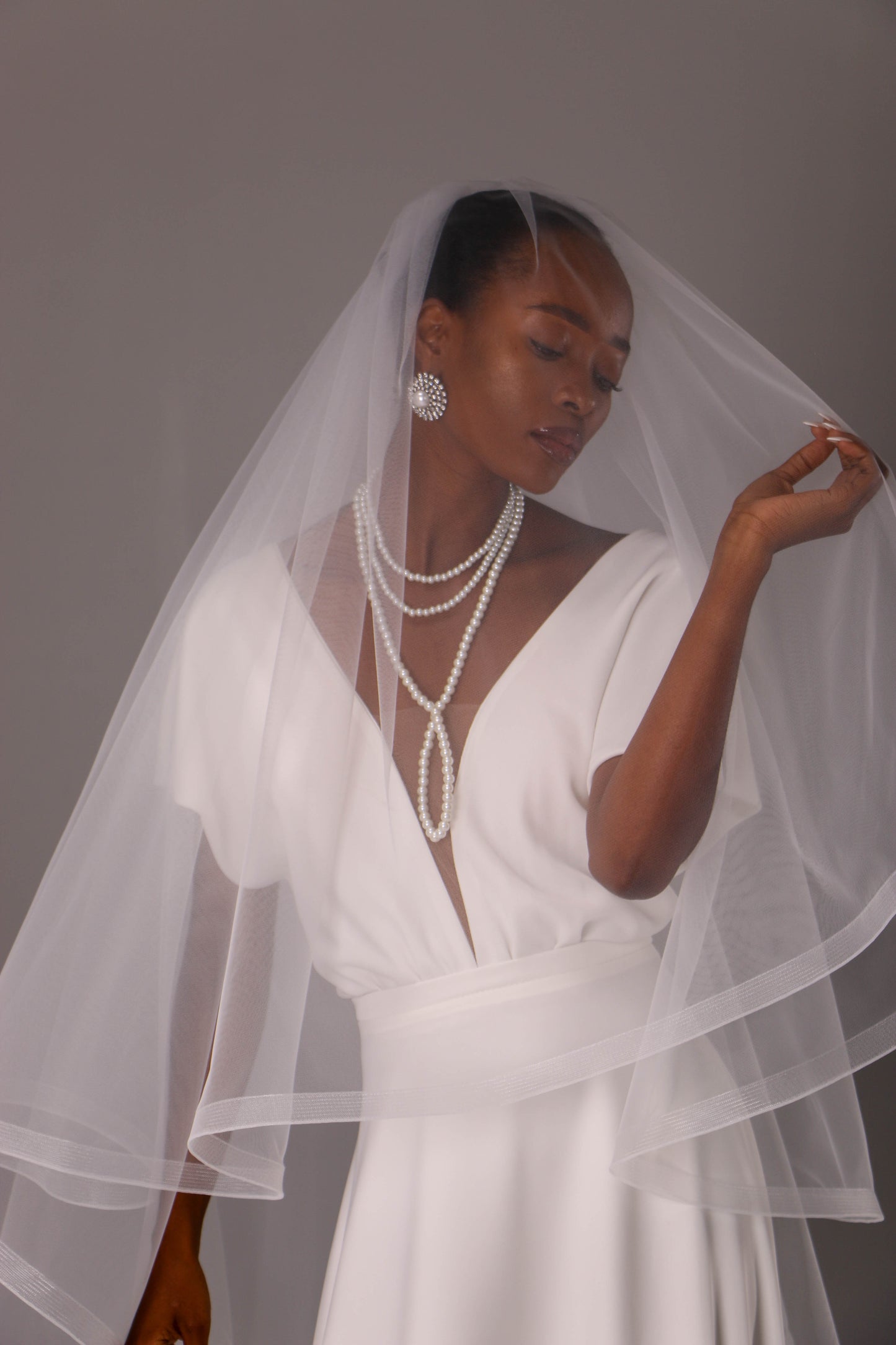 Two-Tier Horsehair Trim Bridal Veil
