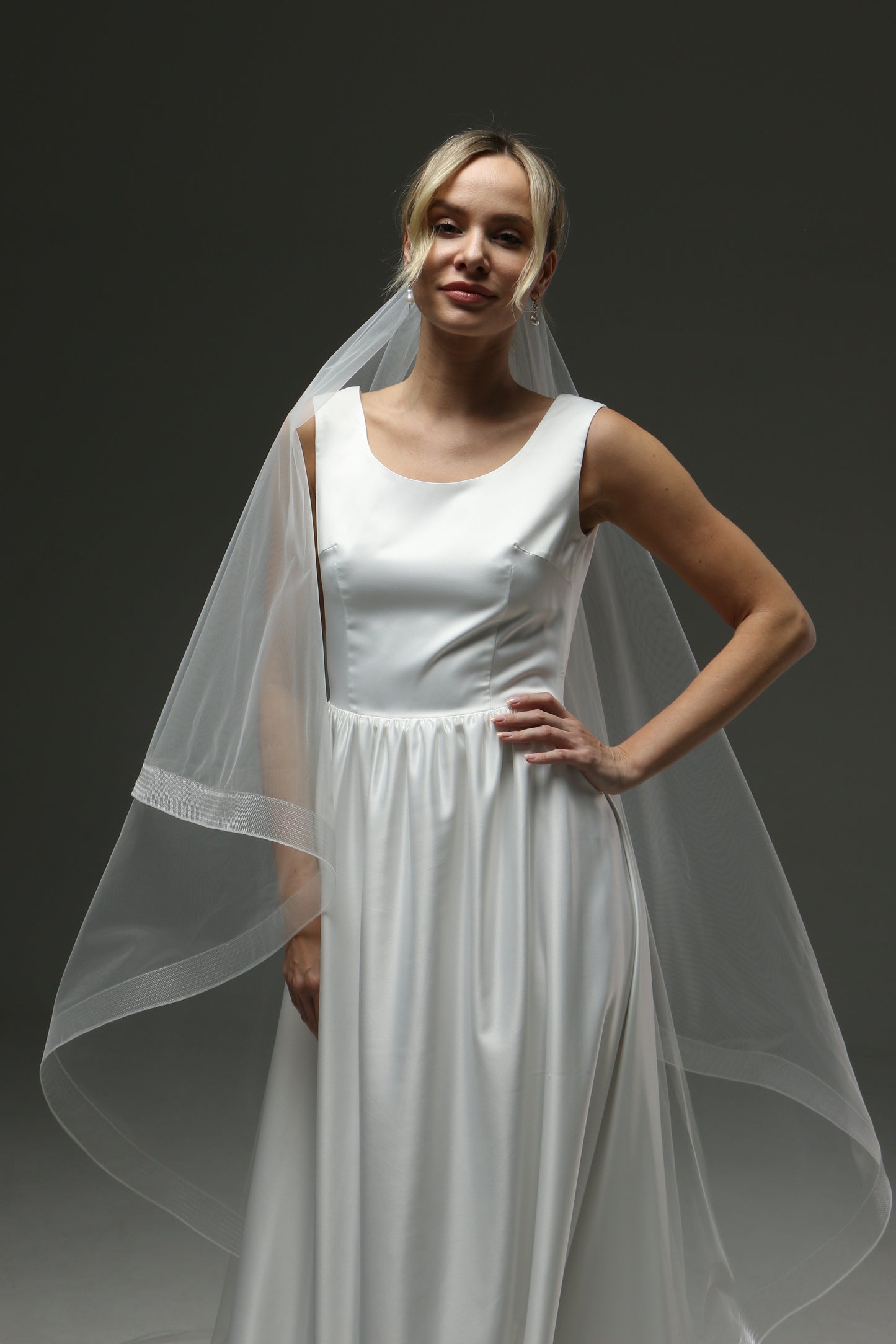 Romantic Bridal Veil with Horsehair Edge, Two Layers