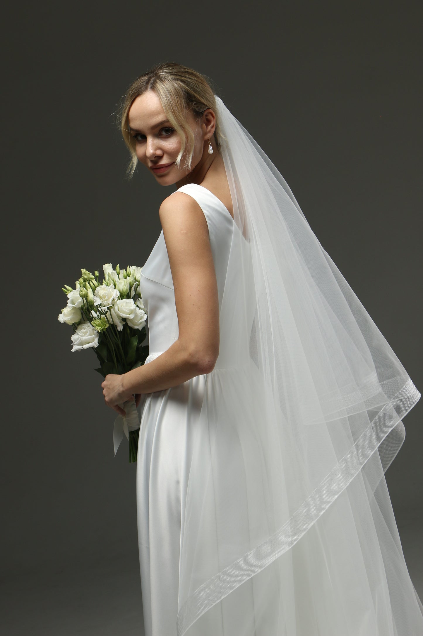 Romantic Bridal Veil with Horsehair Edge, Two Layers