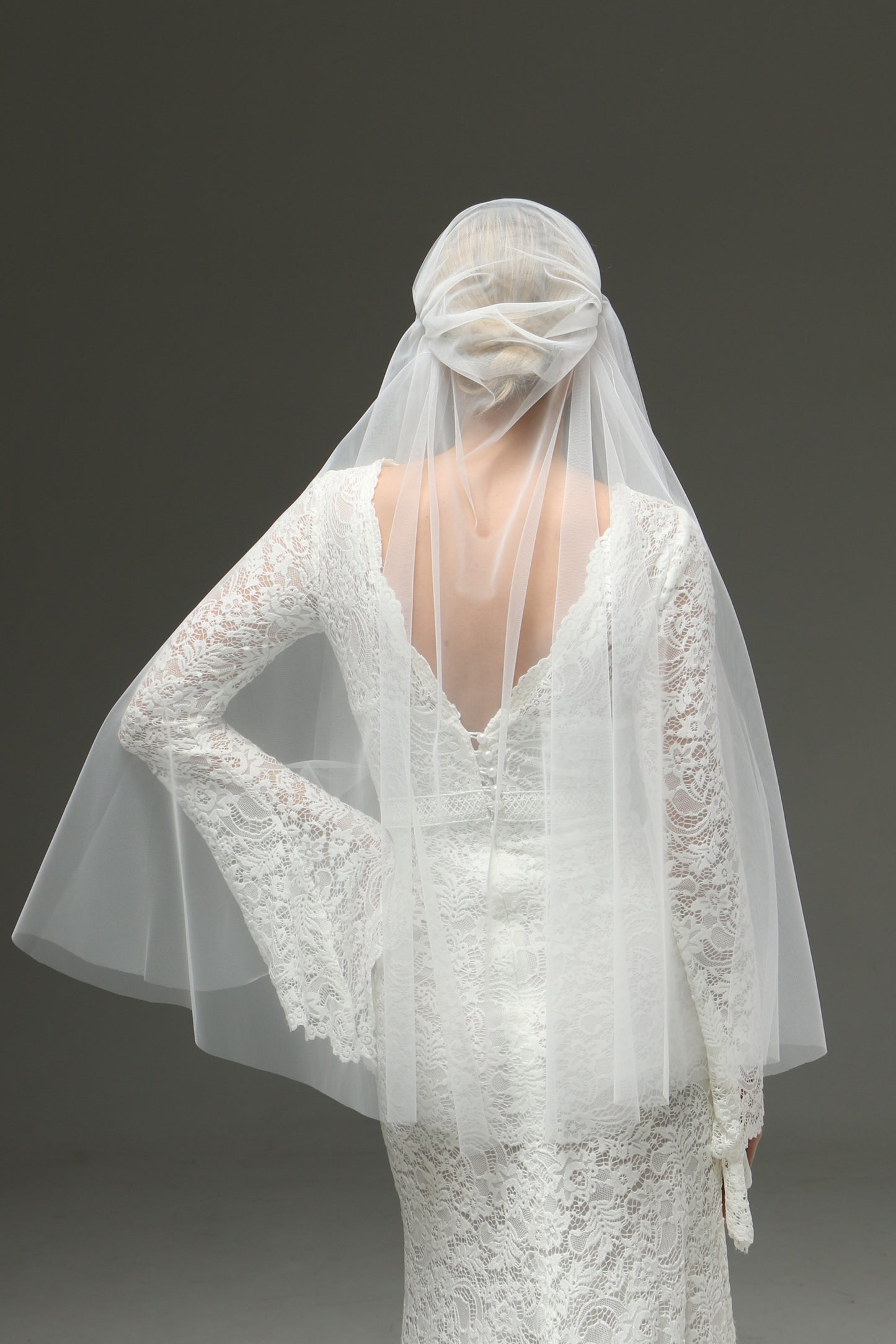 One Tier Juliet Cap Veil with Cut Edge