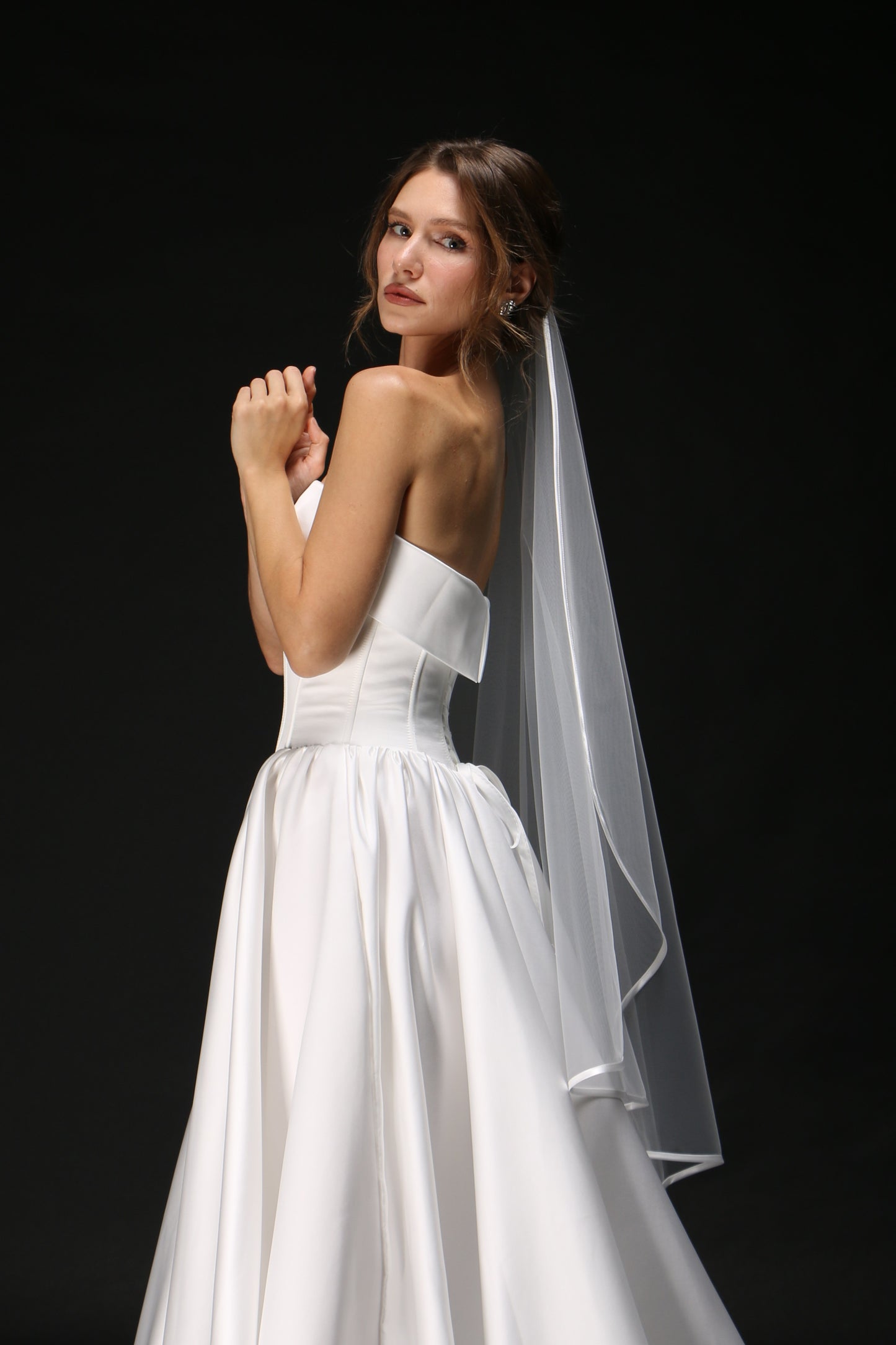 One Tier Cascading Wedding Veil with Satin Ribbon Edge – Simple Bridal Veil
