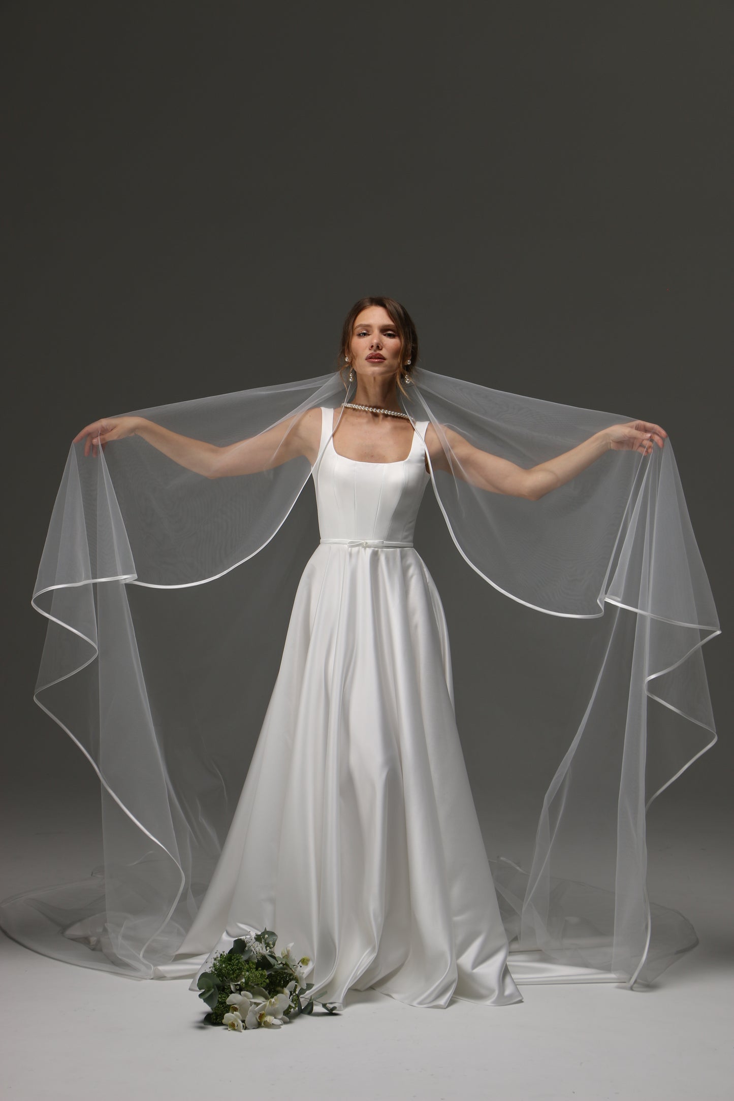 Cascading One Tier Satin Ribbon Wedding Veil, Simple Elegant Bridal Veil with Satin Edge, Knee Length or Short Veil for Bride