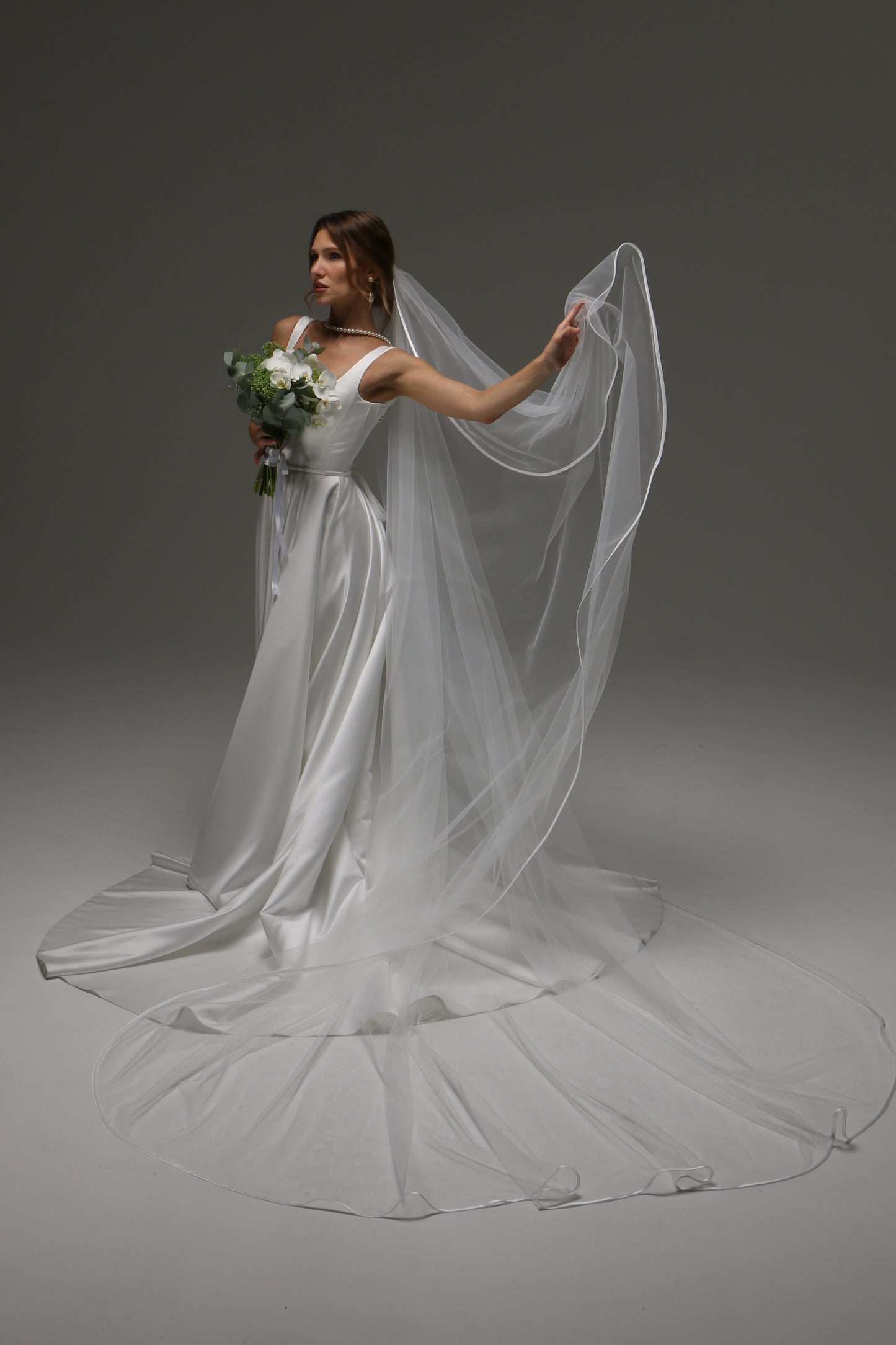 Cascading One Tier Satin Ribbon Wedding Veil, Simple Elegant Bridal Veil with Satin Edge, Knee Length or Short Veil for Bride