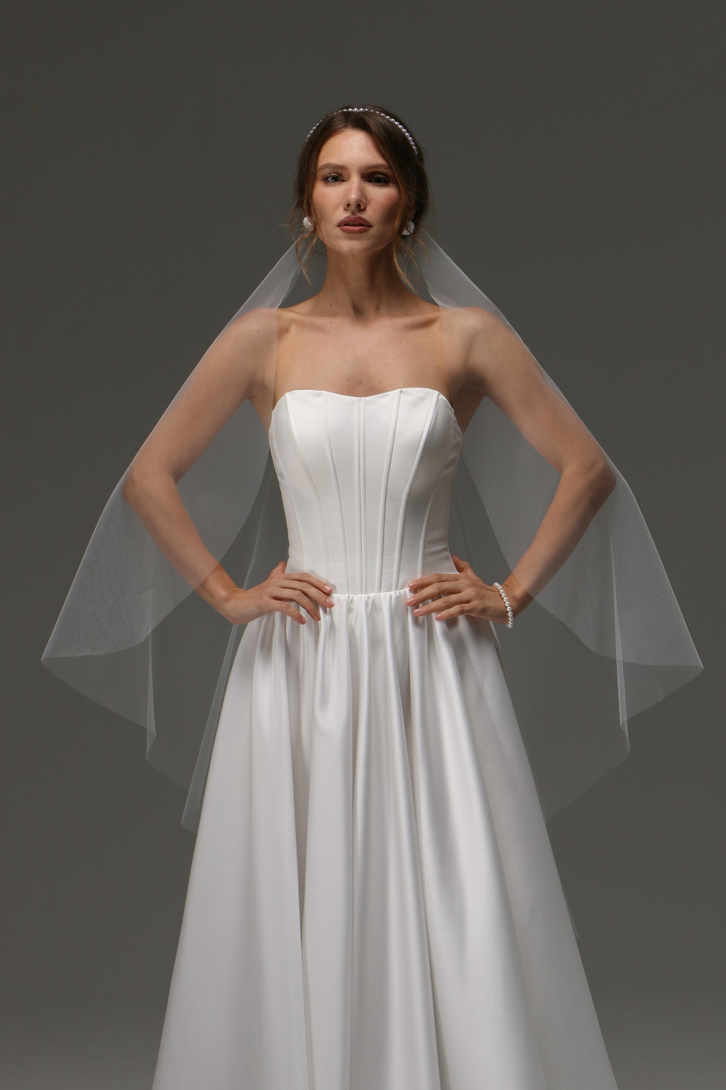 One Tier Cascade Veil with Raw Edge | Soft Ivory Cathedral Wedding Veil | Classic Soft Bridal Veil