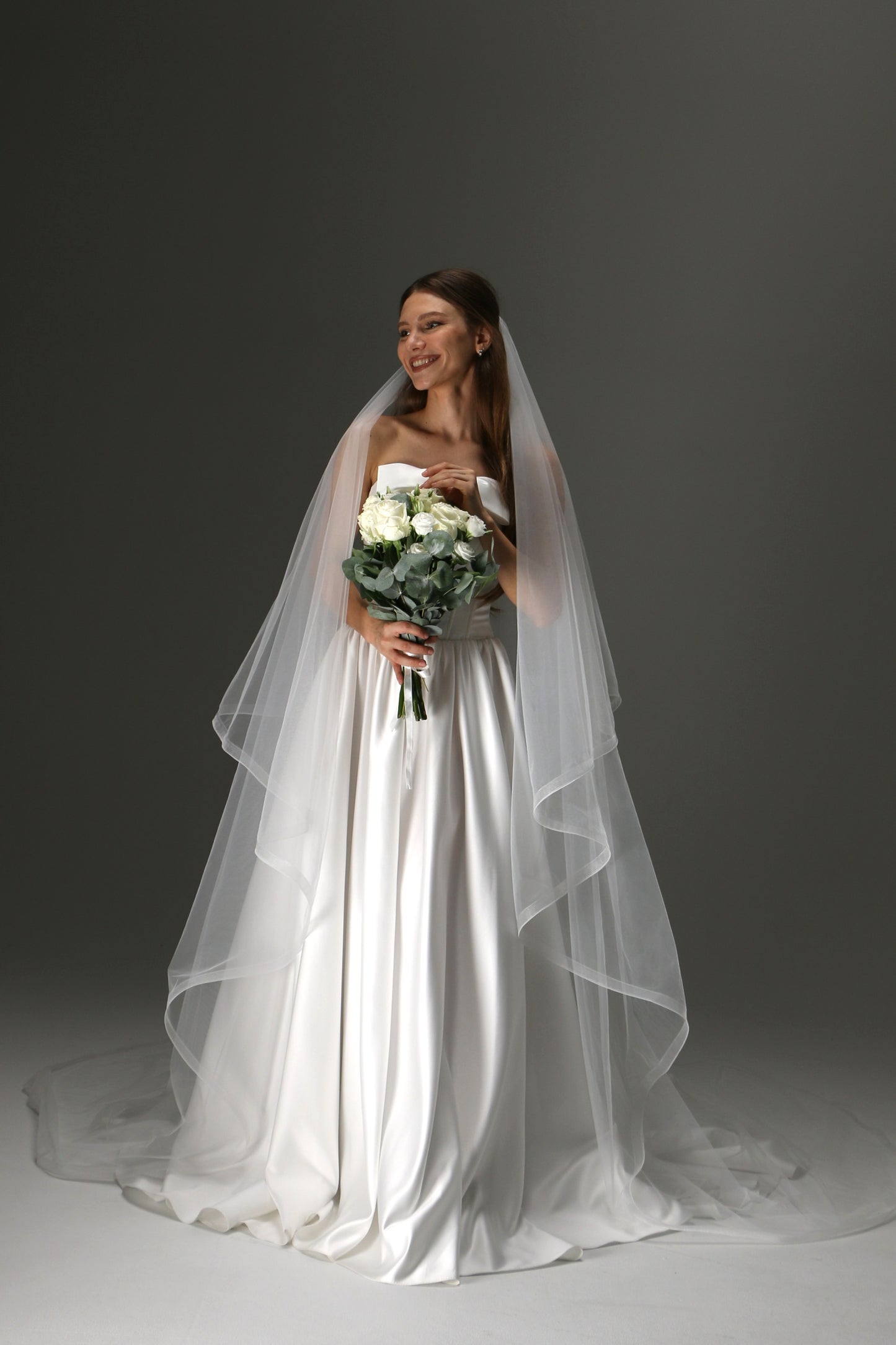 Horsehair Edge Wedding Veil – Two Tier Ivory Veil for Brides - M1014