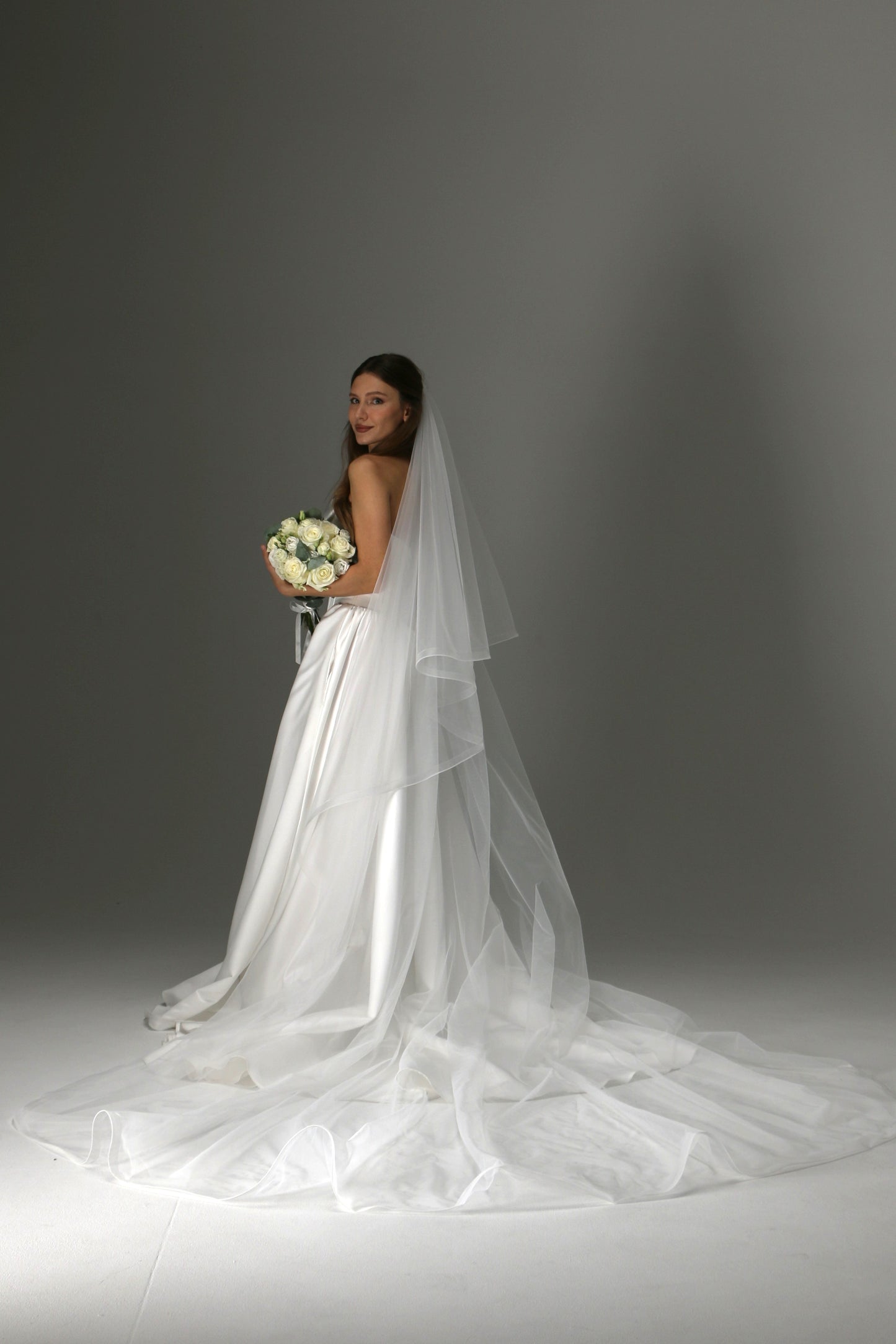 Horsehair Edge Wedding Veil – Two Tier Ivory Veil for Brides - M1014