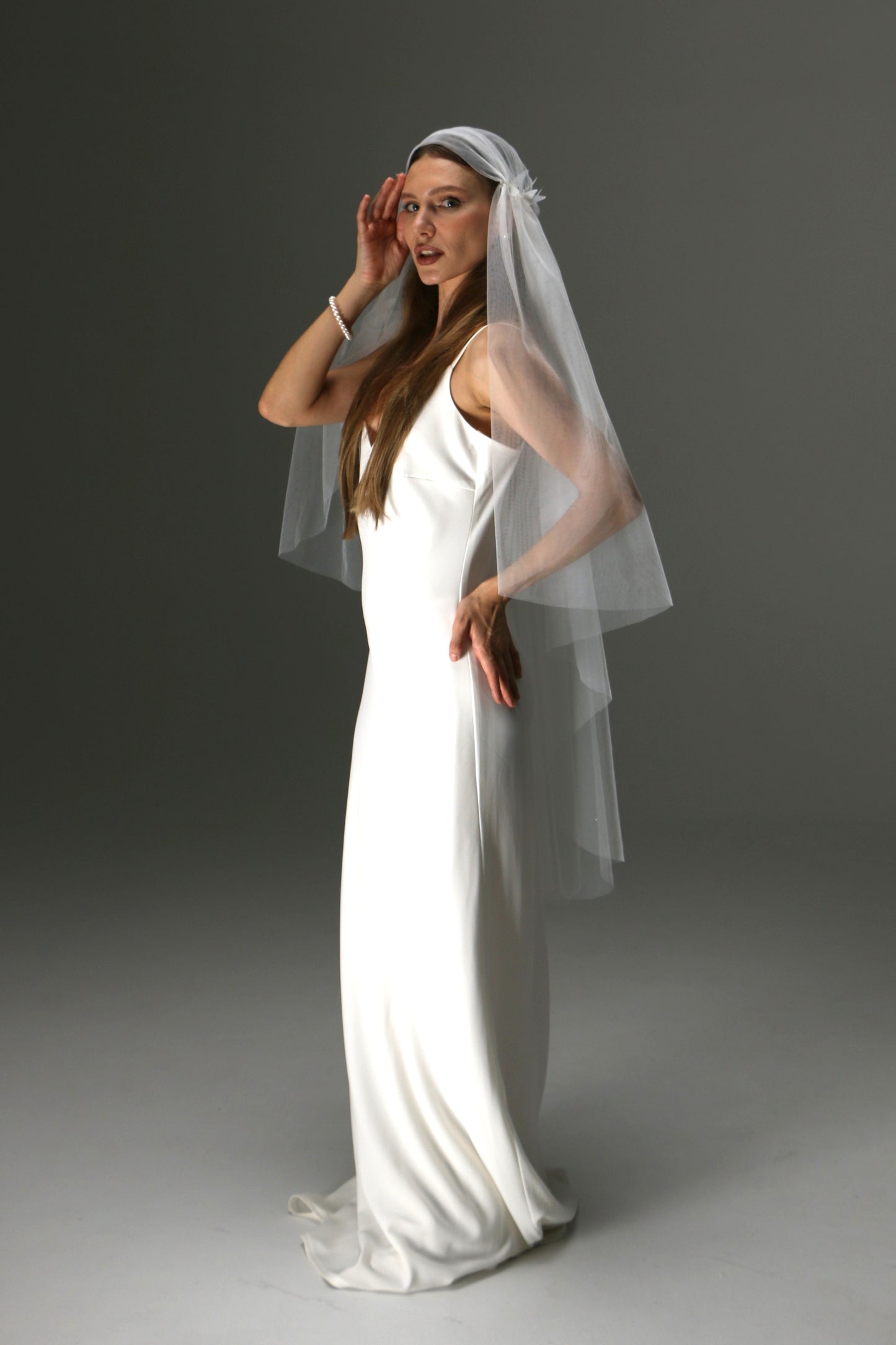 Juliet Cap Veil with 3D Butterflies – One Tier Soft Tulle Boho Bridal Veil - M1010