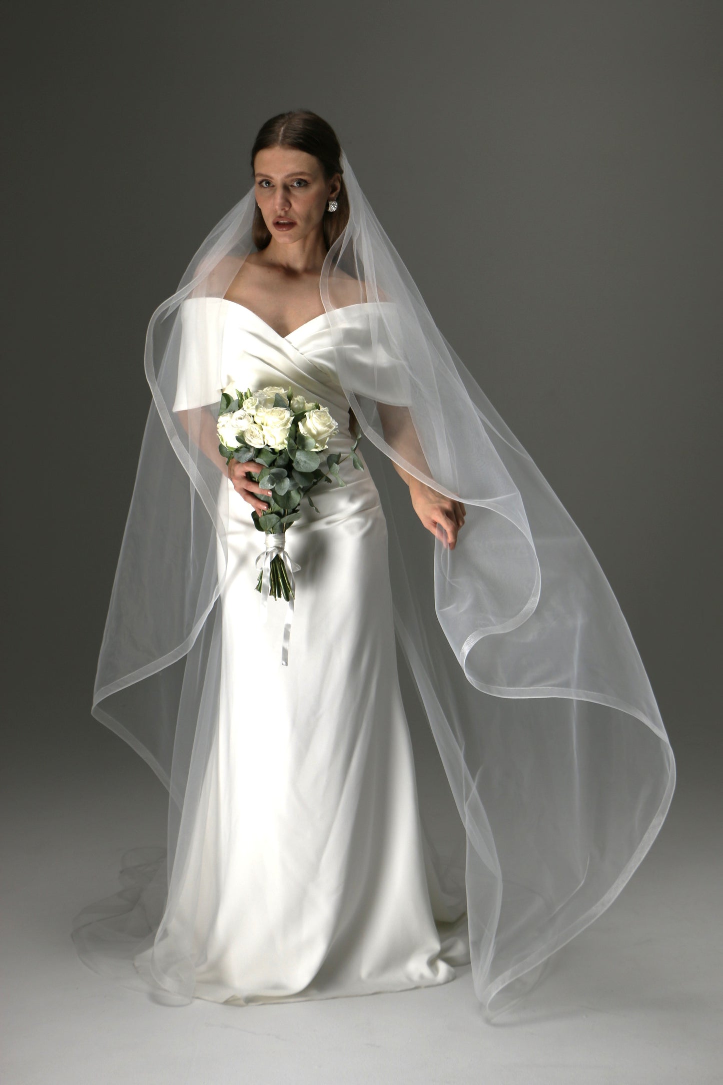 One Layer Cascade Wedding Veil with Horsehair Trim, Cathedral Length - M1007