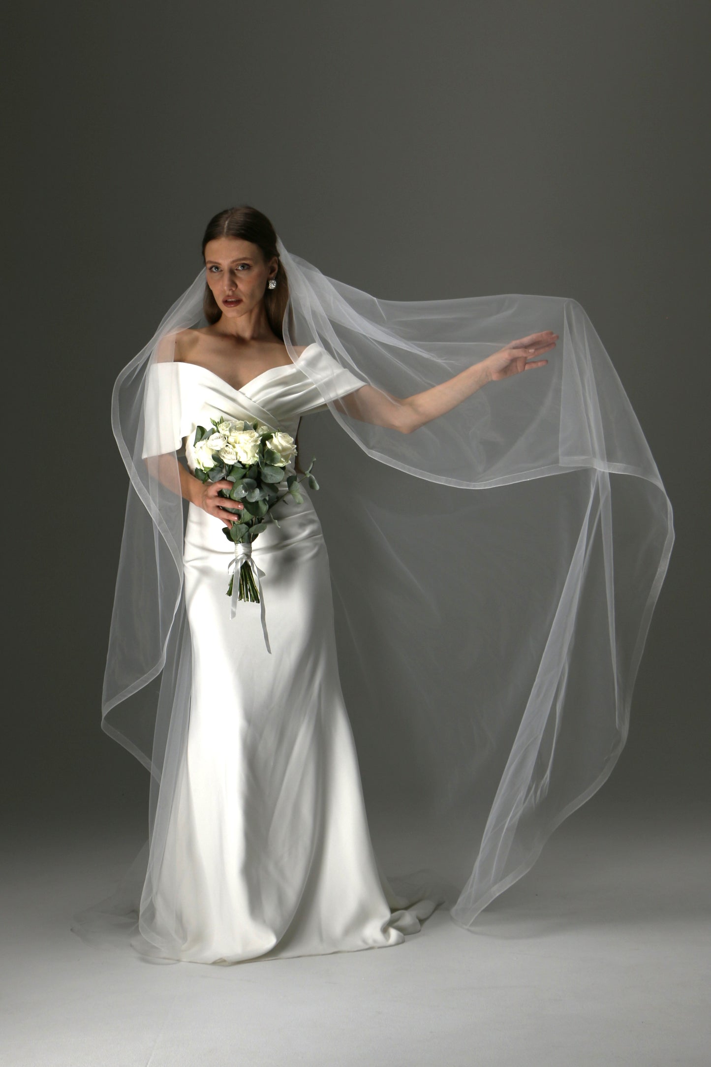 One Layer Cascade Wedding Veil with Horsehair Trim, Cathedral Length - M1007