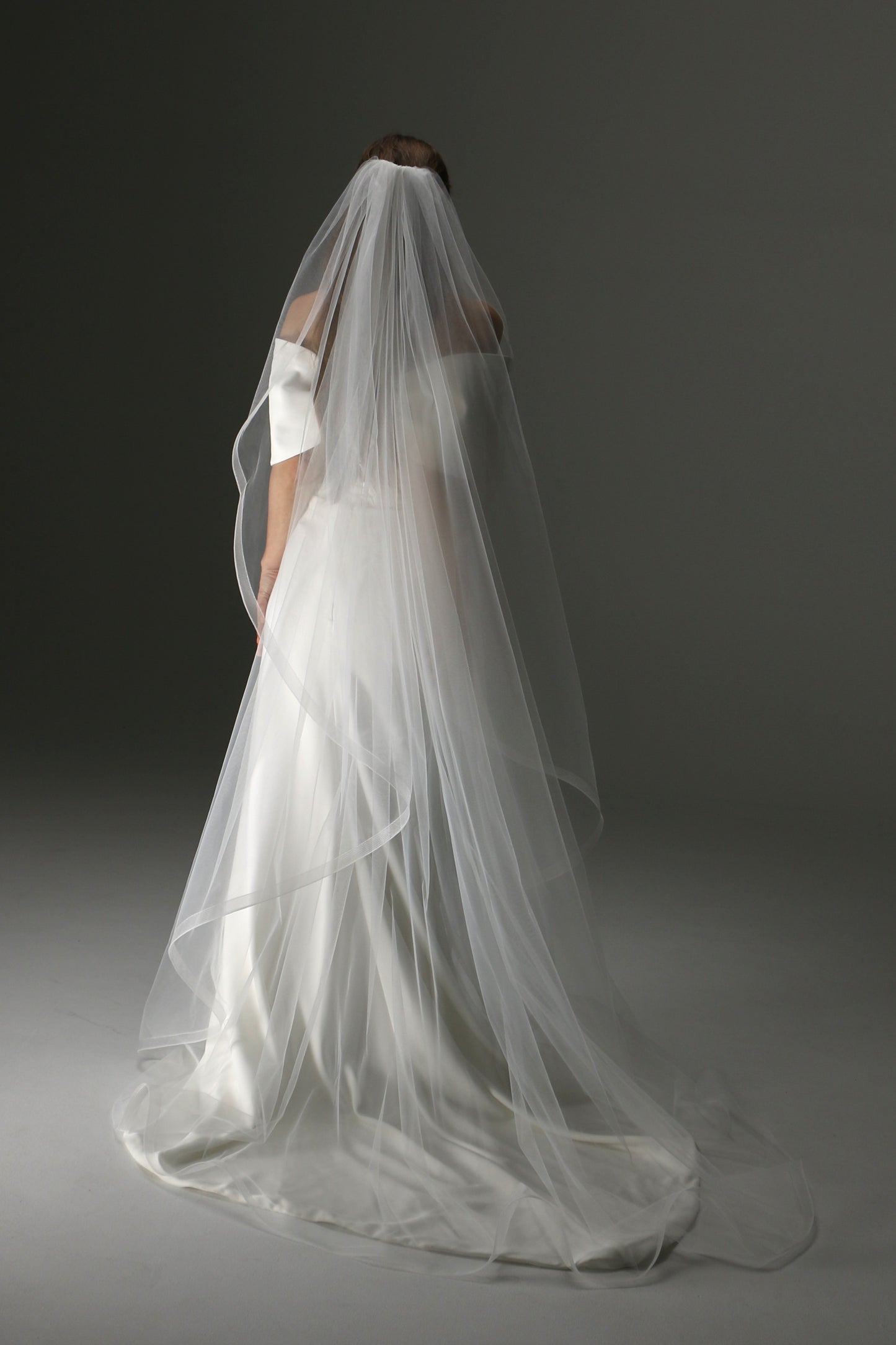 One Layer Cascade Wedding Veil with Horsehair Trim, Cathedral Length - M1007