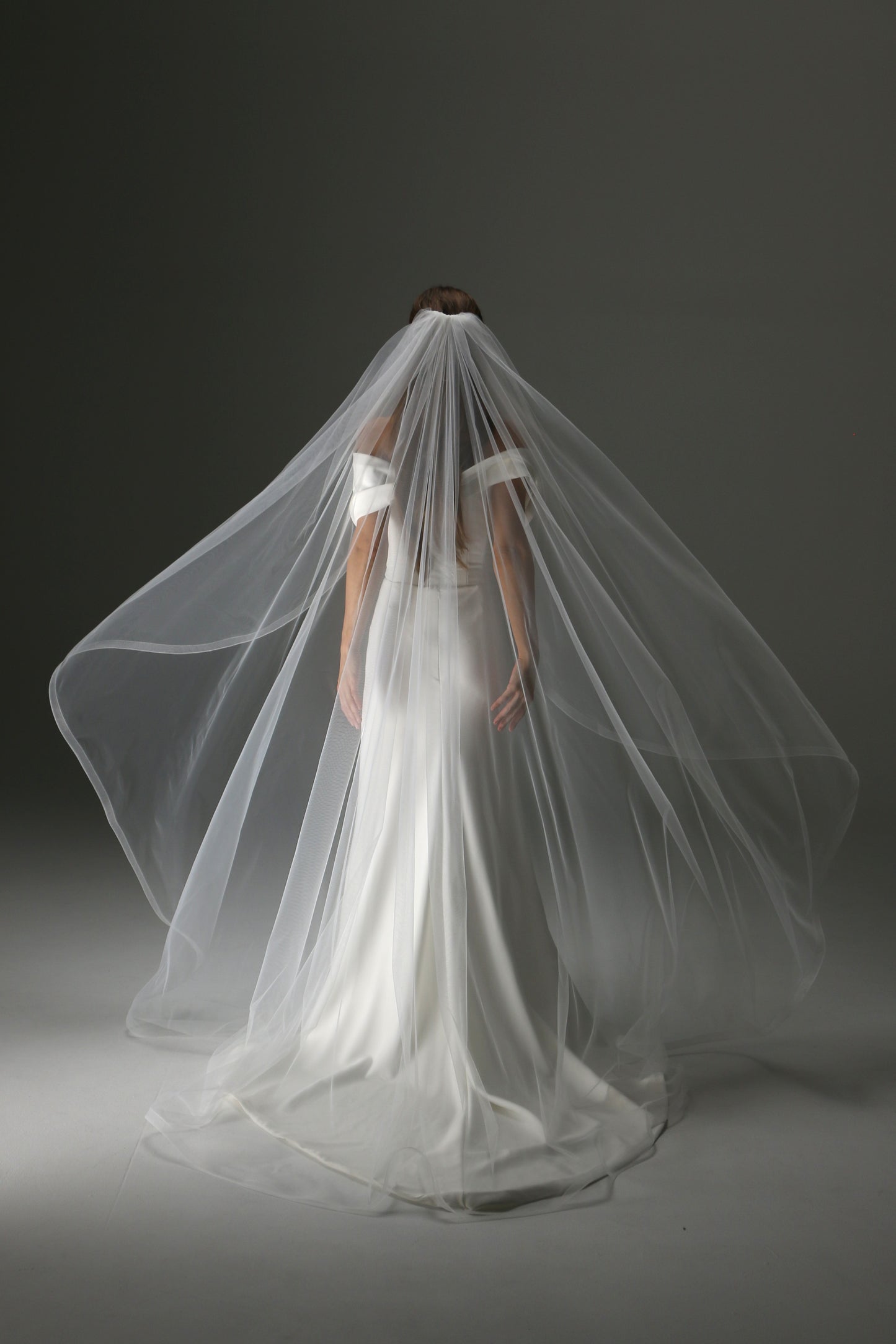 One Layer Cascade Wedding Veil with Horsehair Trim, Cathedral Length - M1007