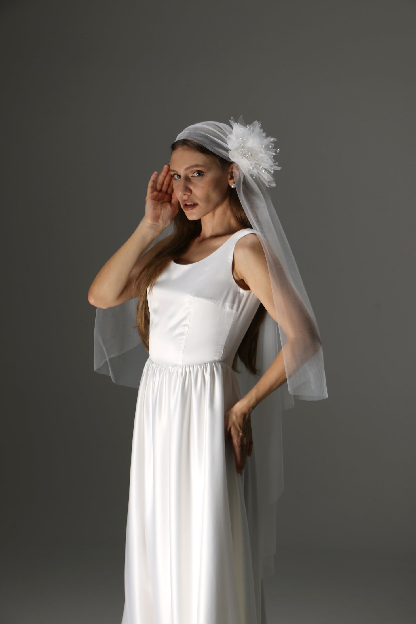 Romantic Juliet Cap Veil with Flower – One Layer Boho Soft Tulle Wedding Veil - M1005