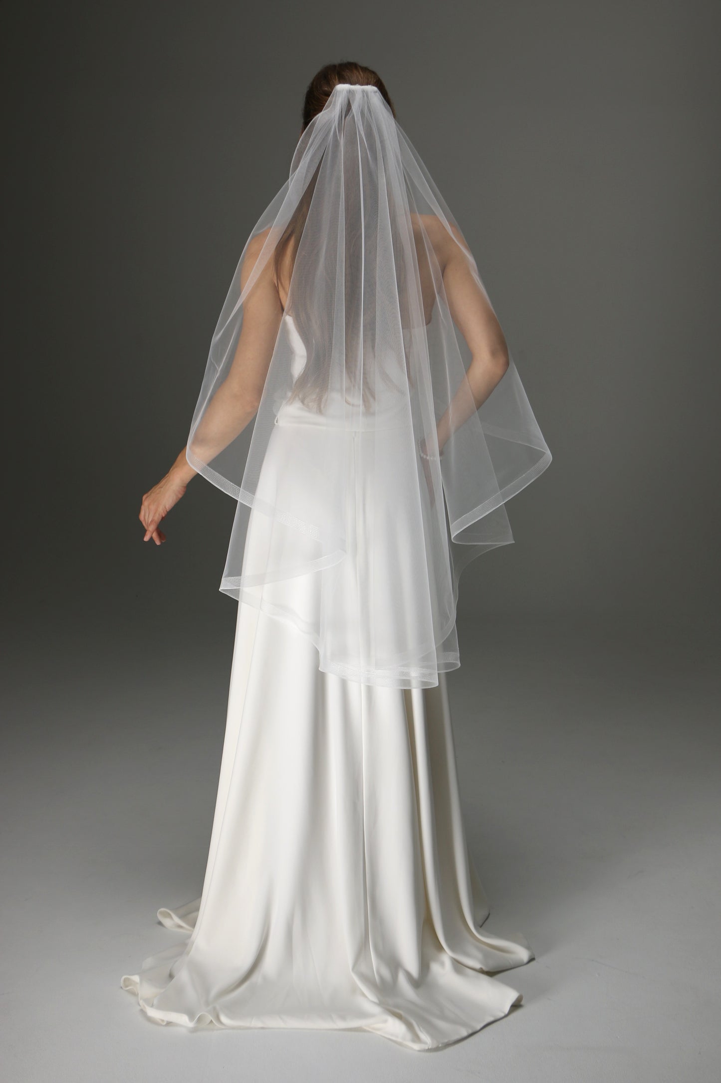 One Tier Cascade Bridal Veil with Horsehair Trim | Soft Tulle Wedding Veil - M1003