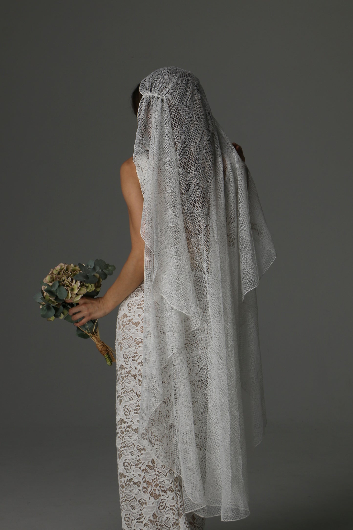 Romantic Boho Chantilly Lace Veil – One Tier Juliet Cap Style - M1071