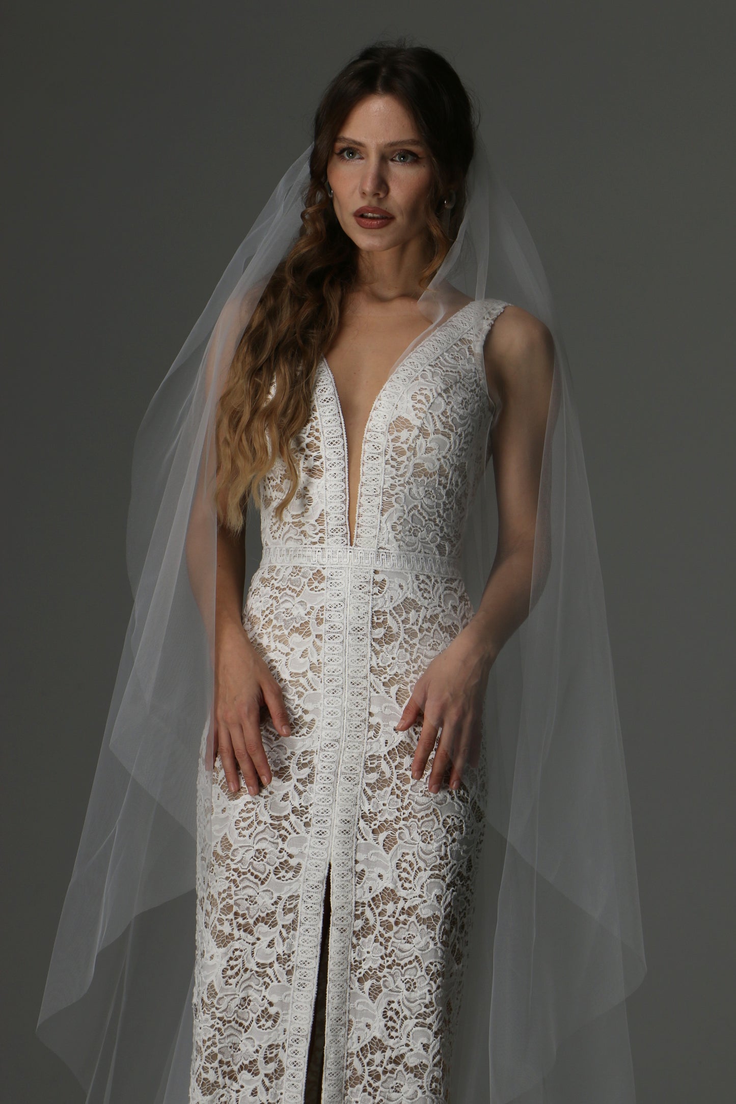 Minimalist Cascade Veil – Single Layer Cut Edge Bridal Veil - M1072