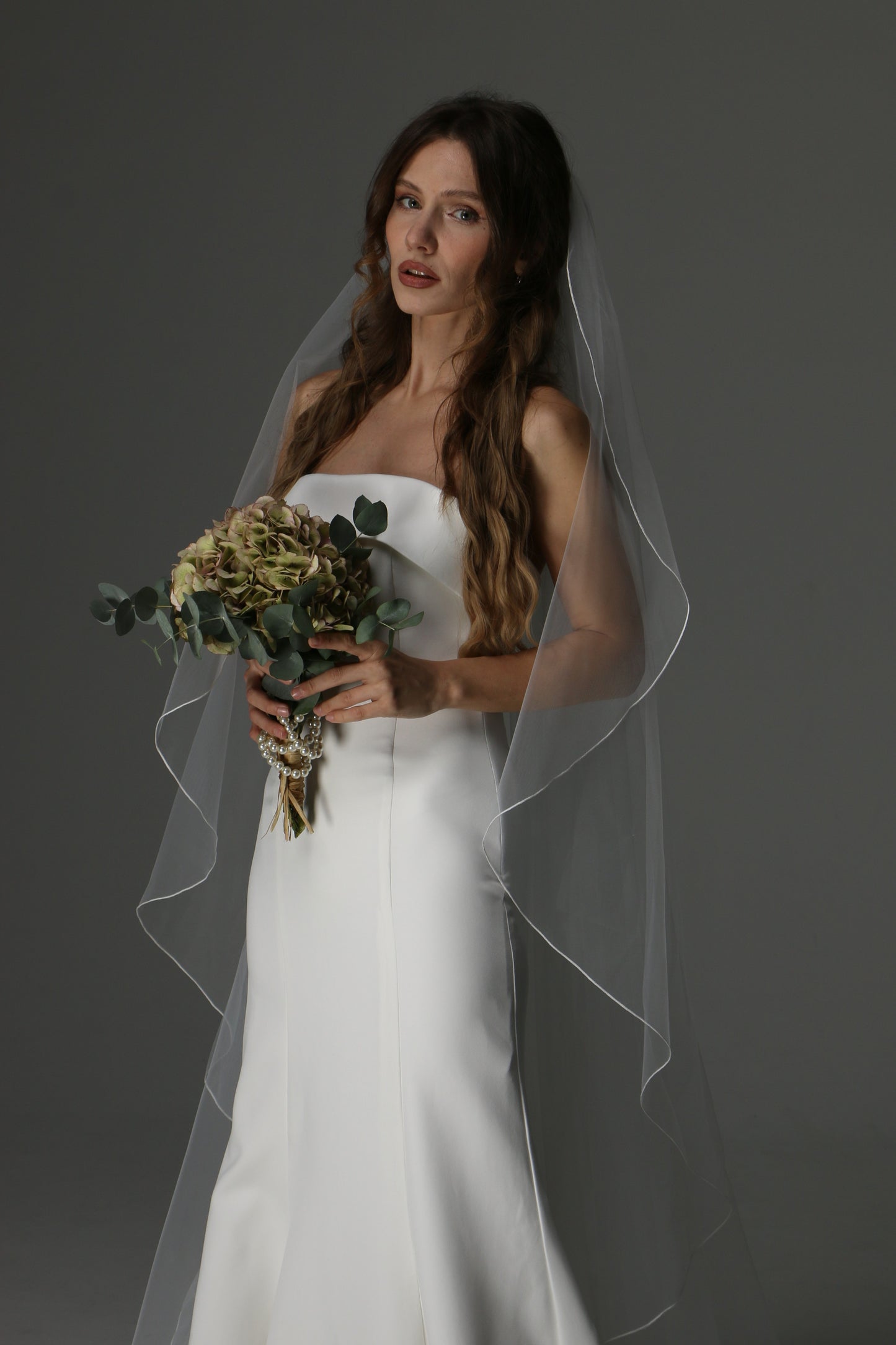 Soft Tulle Wedding Veil with Pencil Edge – Single Tier Cascade Style - M1074
