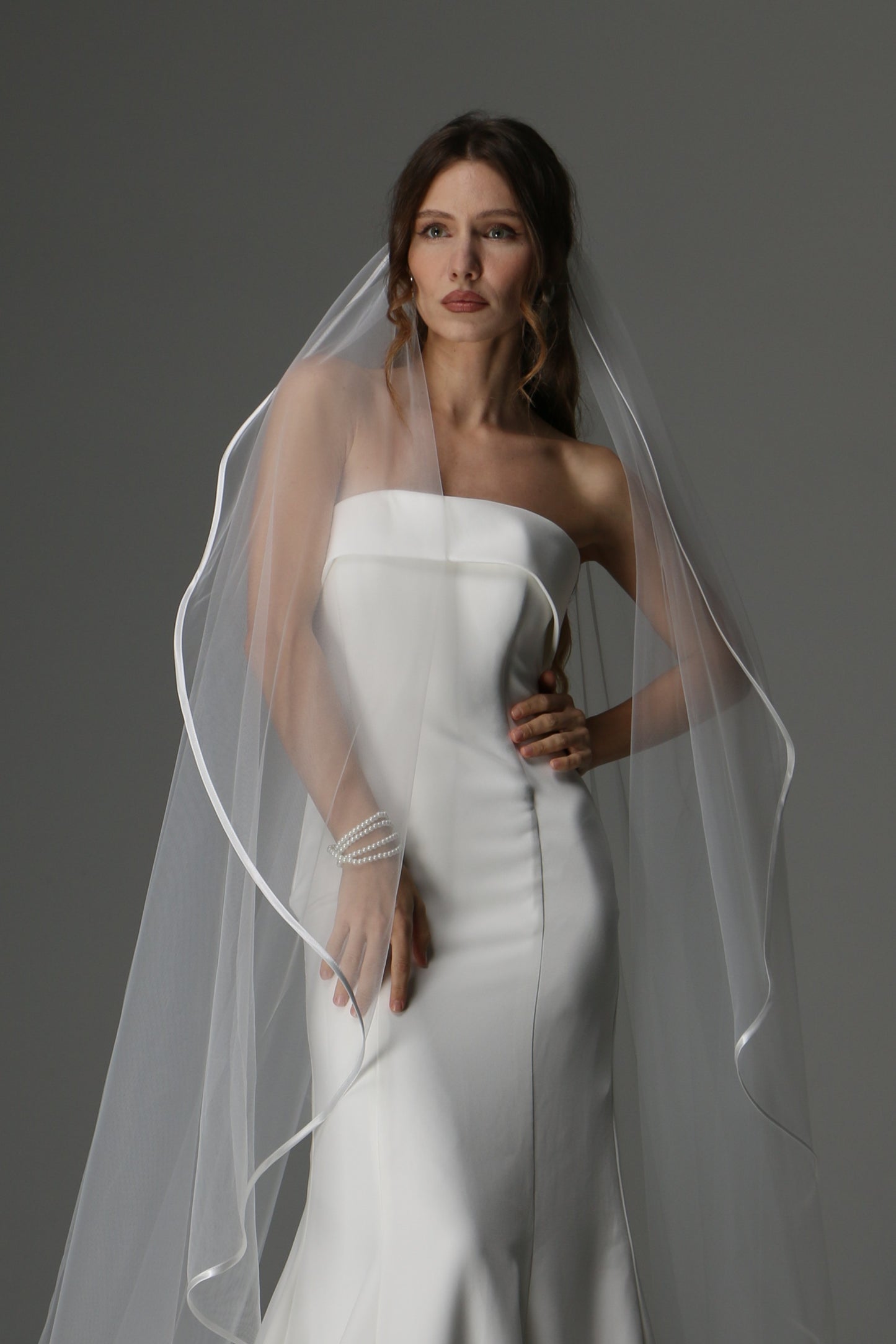 Minimalist Cascade Veil – Single Layer Cut Edge Bridal Veil - M1076
