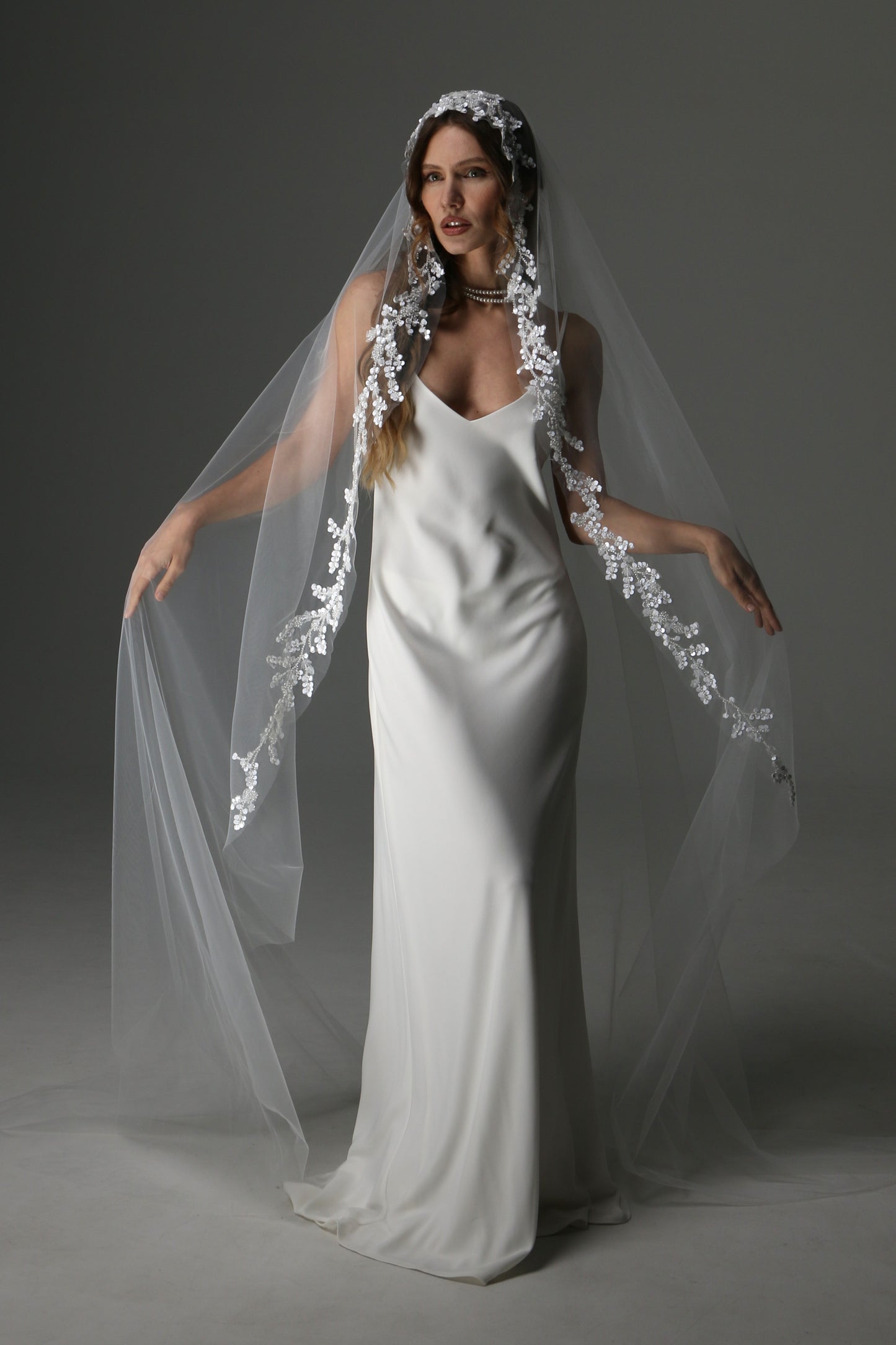 Lace Appliqué Cathedral Veil: One Tier Mantilla, Ivory Tulle - M1080