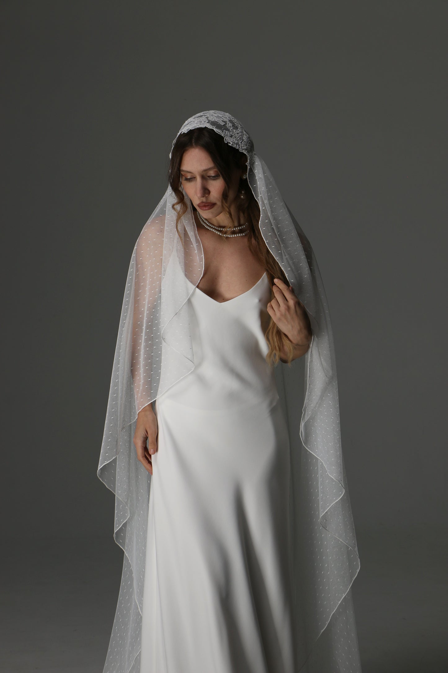 Romantic Juliet Cap Wedding Veil with Lace Appliqués – Single Tier Bridal Veil - M1081