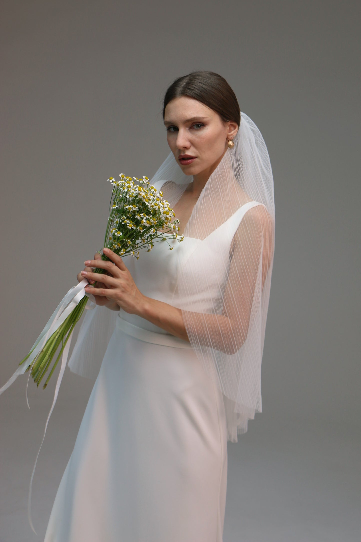 Pleated veil in soft tulle | Accordion veil to the fingertips