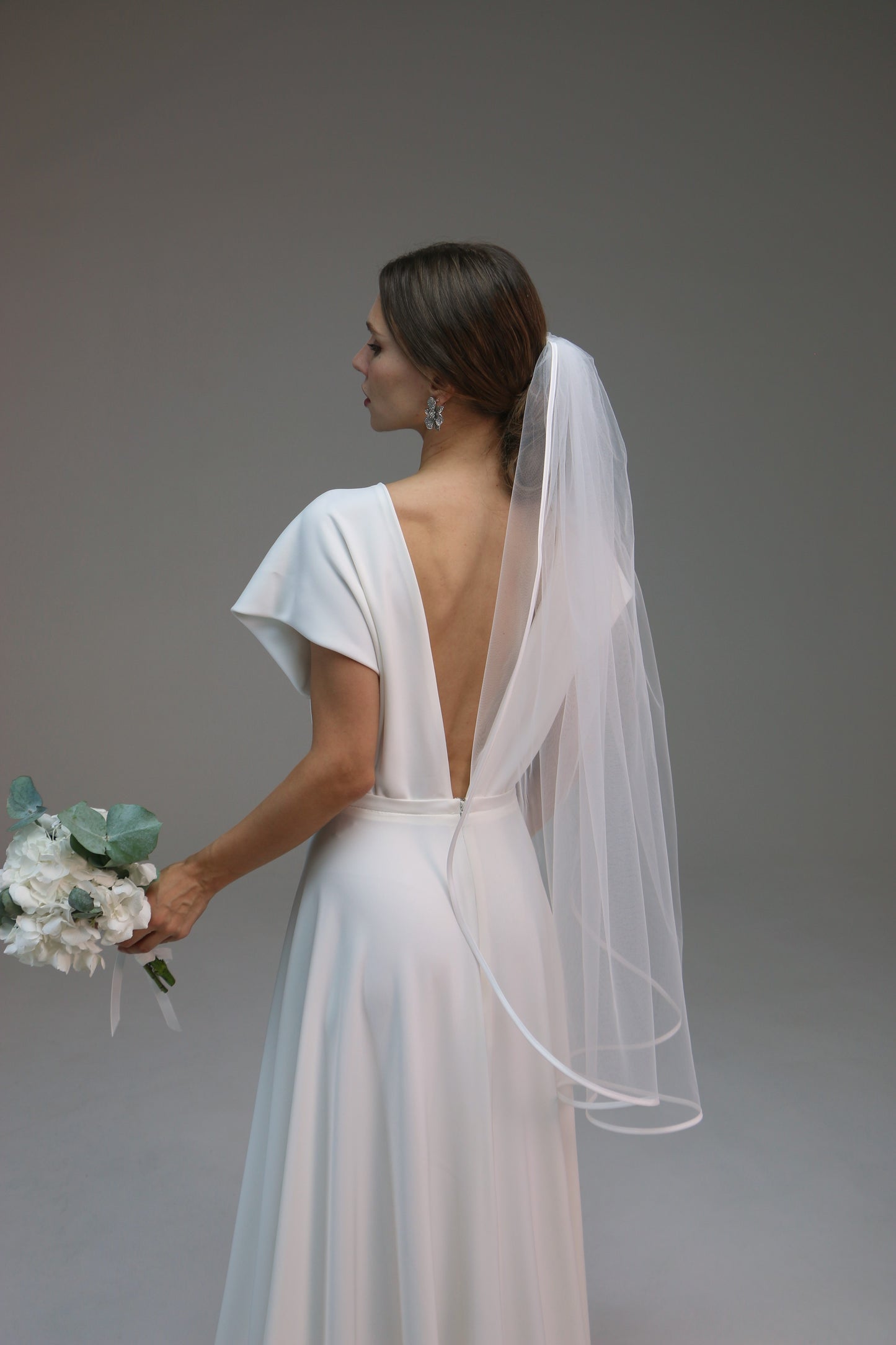 Single layer veil with satin edge, Satin veil with comb , Simple veil with satin edge