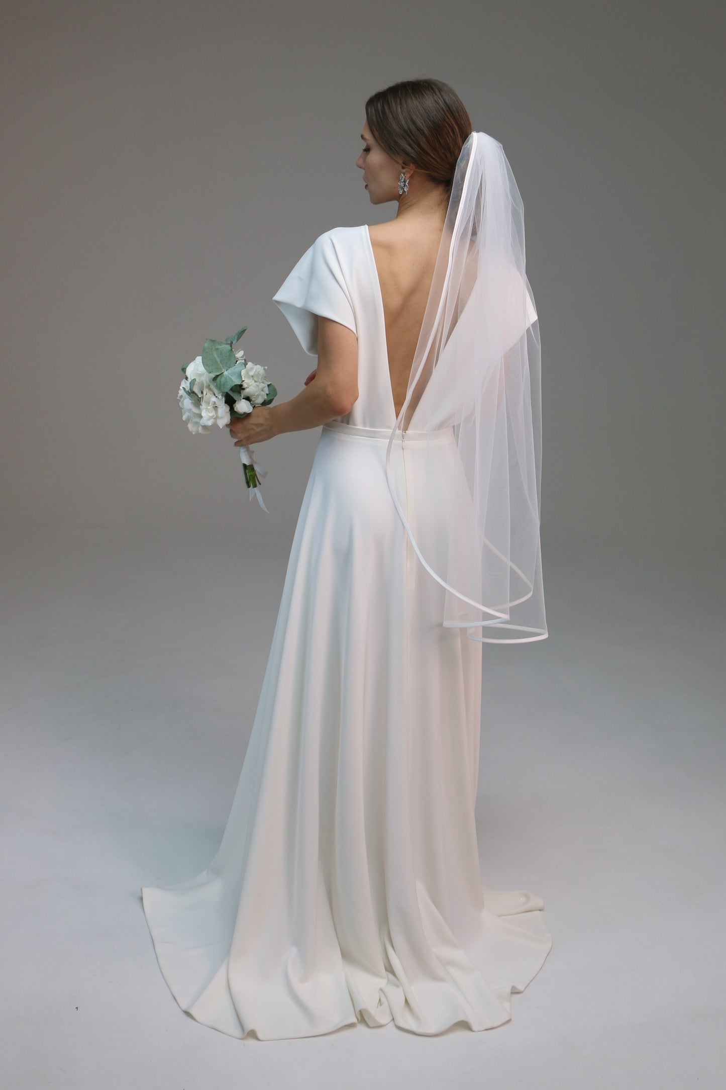 Single layer veil with satin edge, Satin veil with comb , Simple veil with satin edge