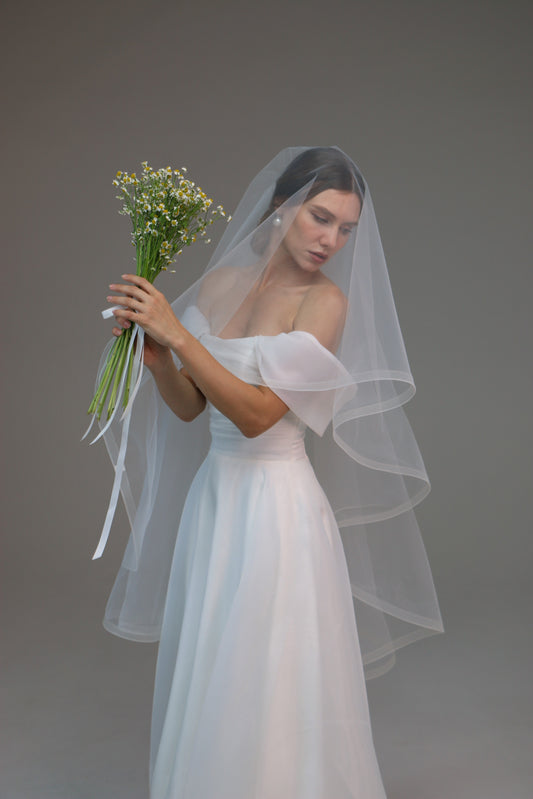 Horsehair Trim Veil, Crinoline Edge Blusher Veil, Fingertip Ponytail Veil